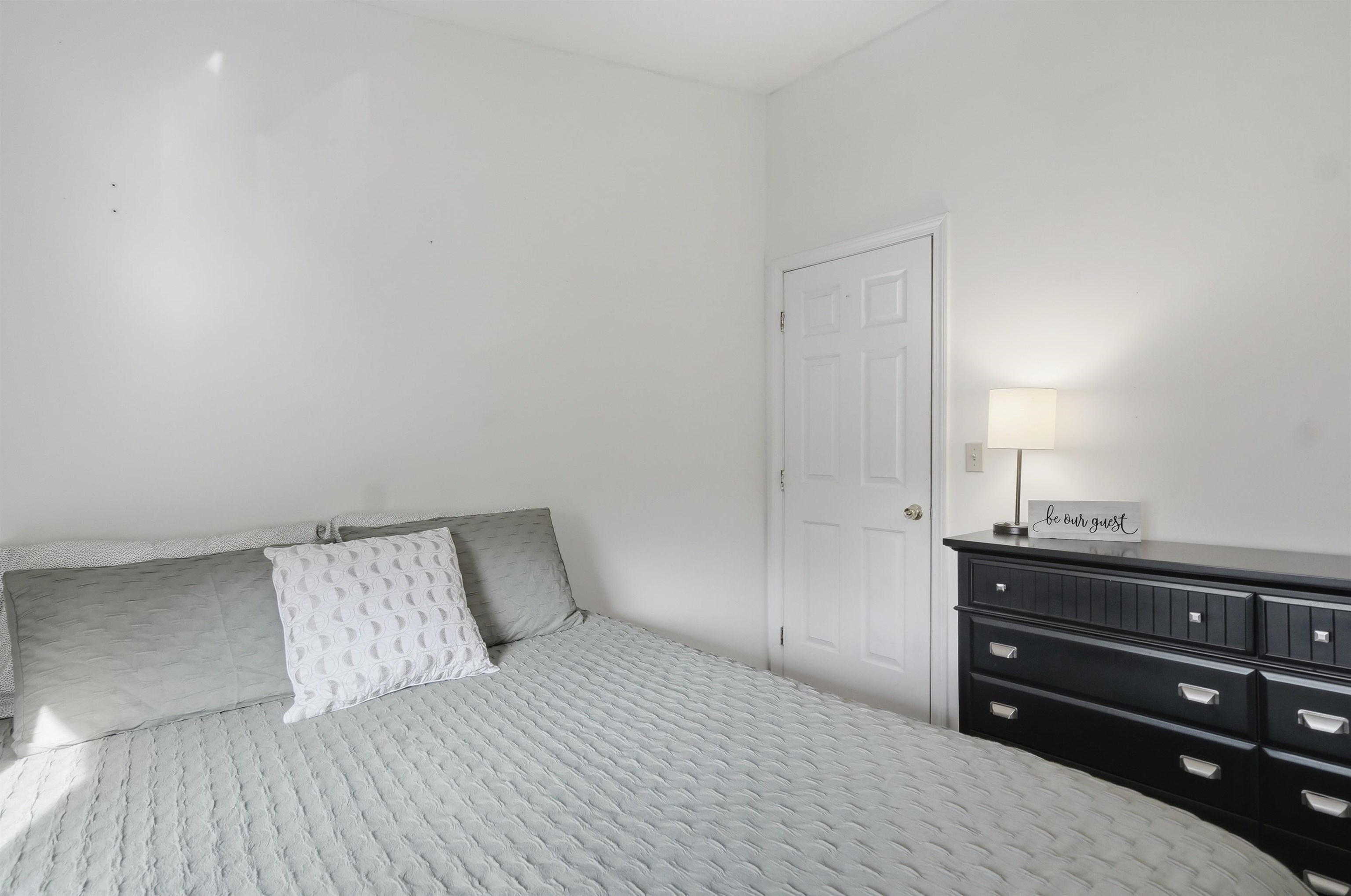 9 Kimberly Dr, Seabrook, NH 03874