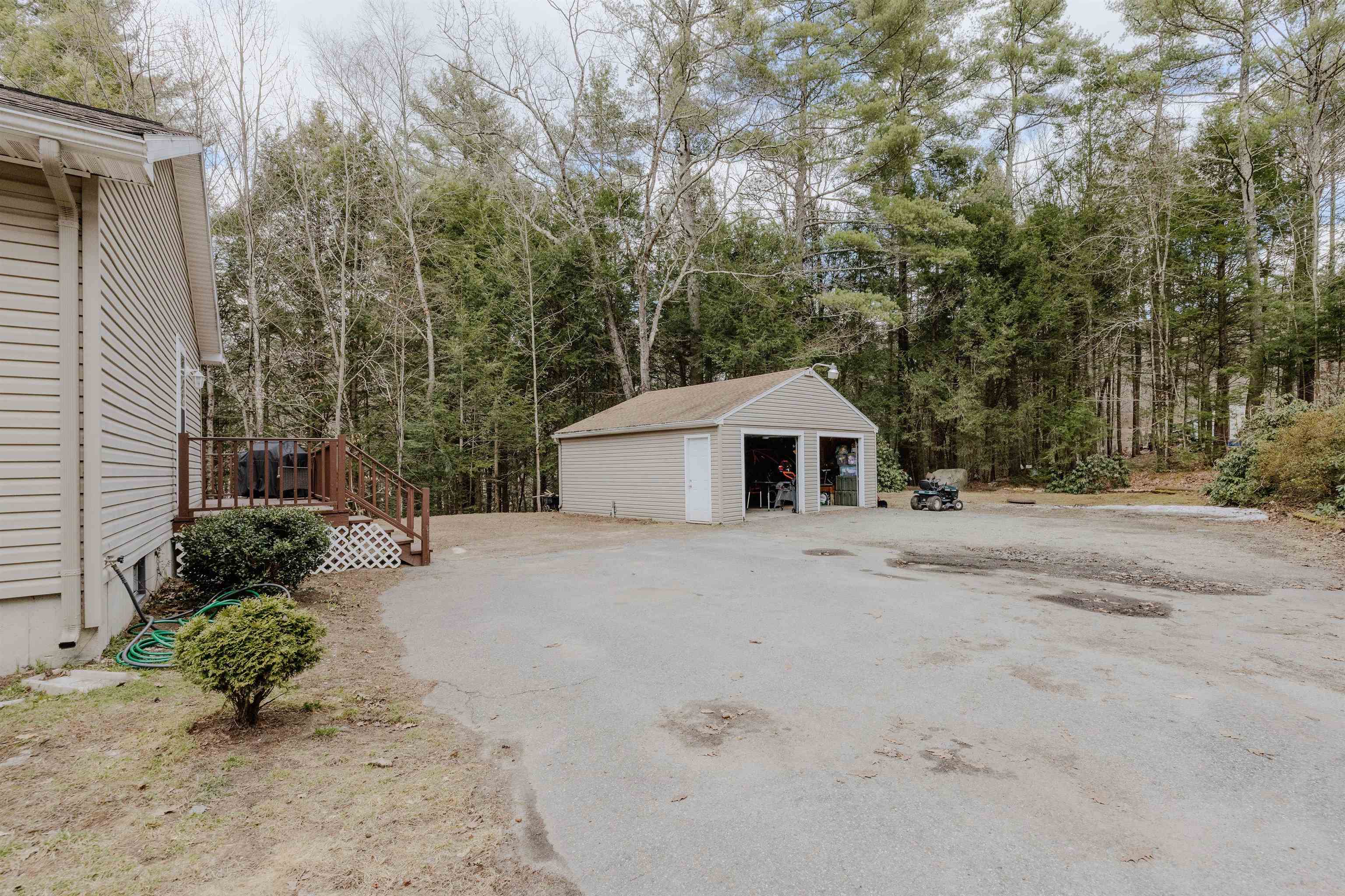 12 Pudding Hill Rd, Winchester, NH 03470