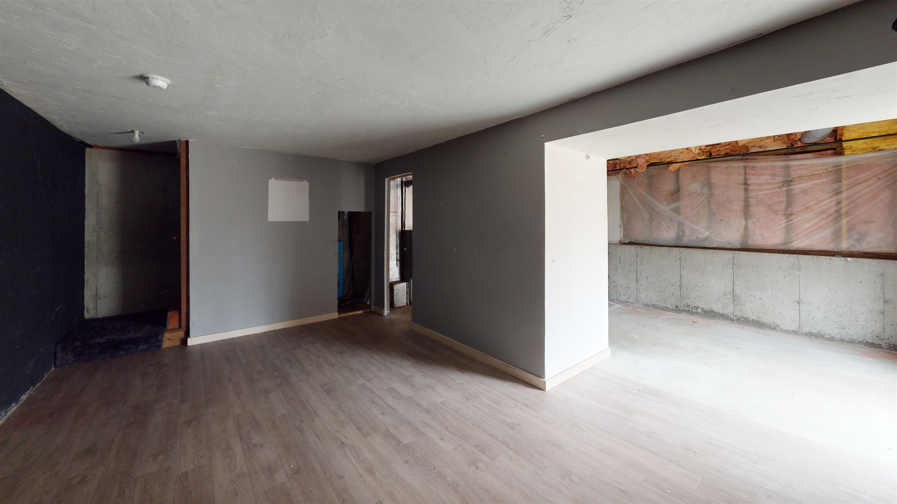 5B Mark St, Hudson, NH 03051