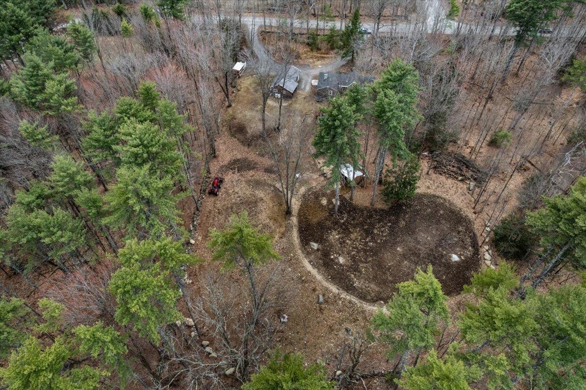 341 Flanders Rd, Henniker, NH 03242-6384