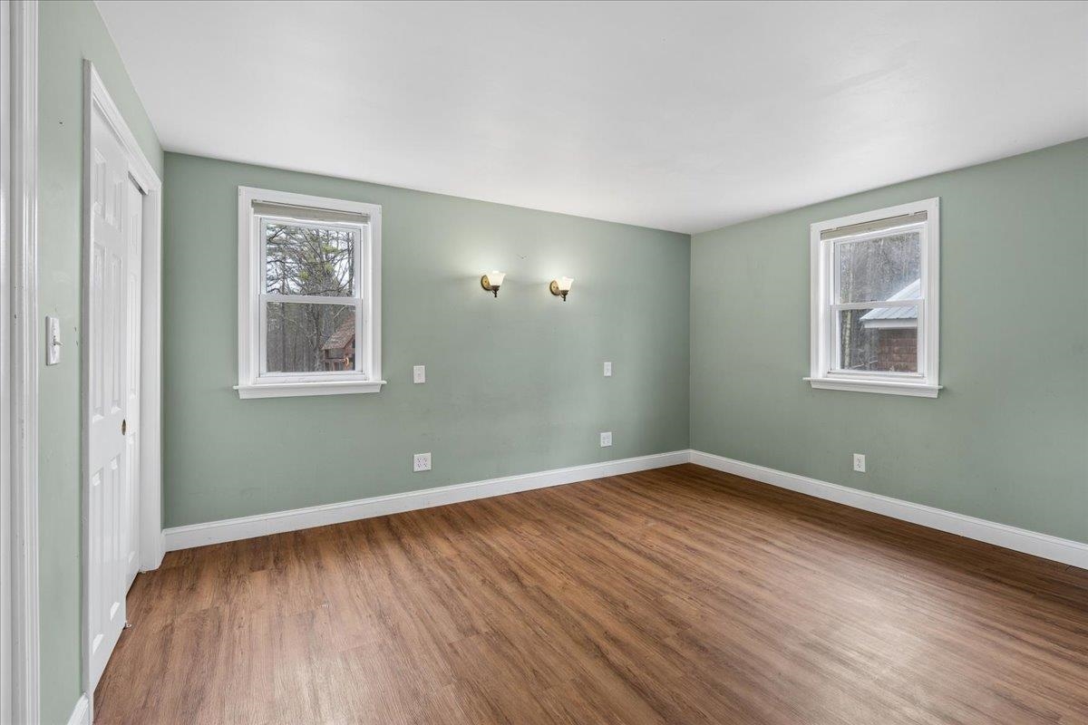 341 Flanders Rd, Henniker, NH 03242-6384