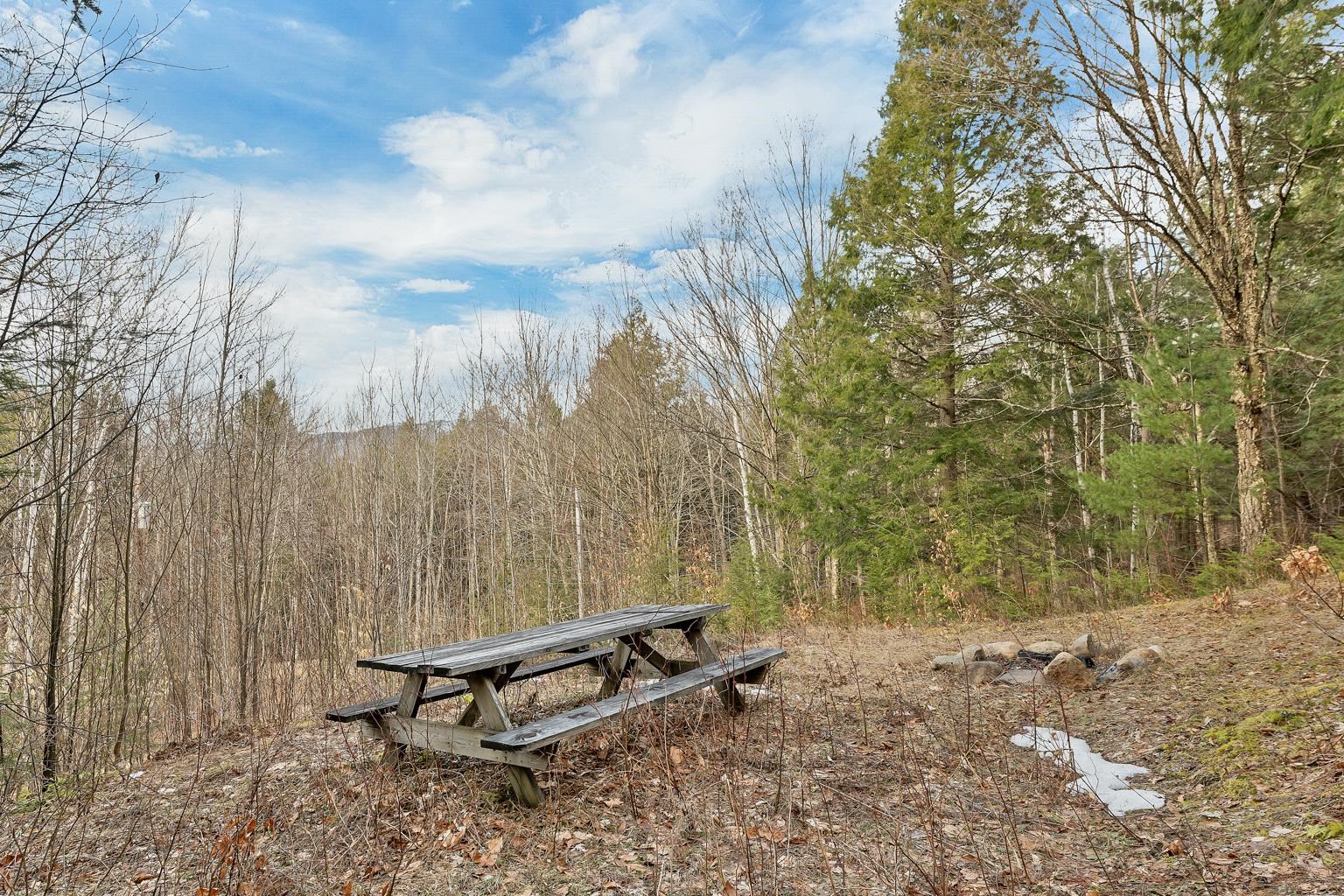 30 Chapman Cir, Campton, NH 03223