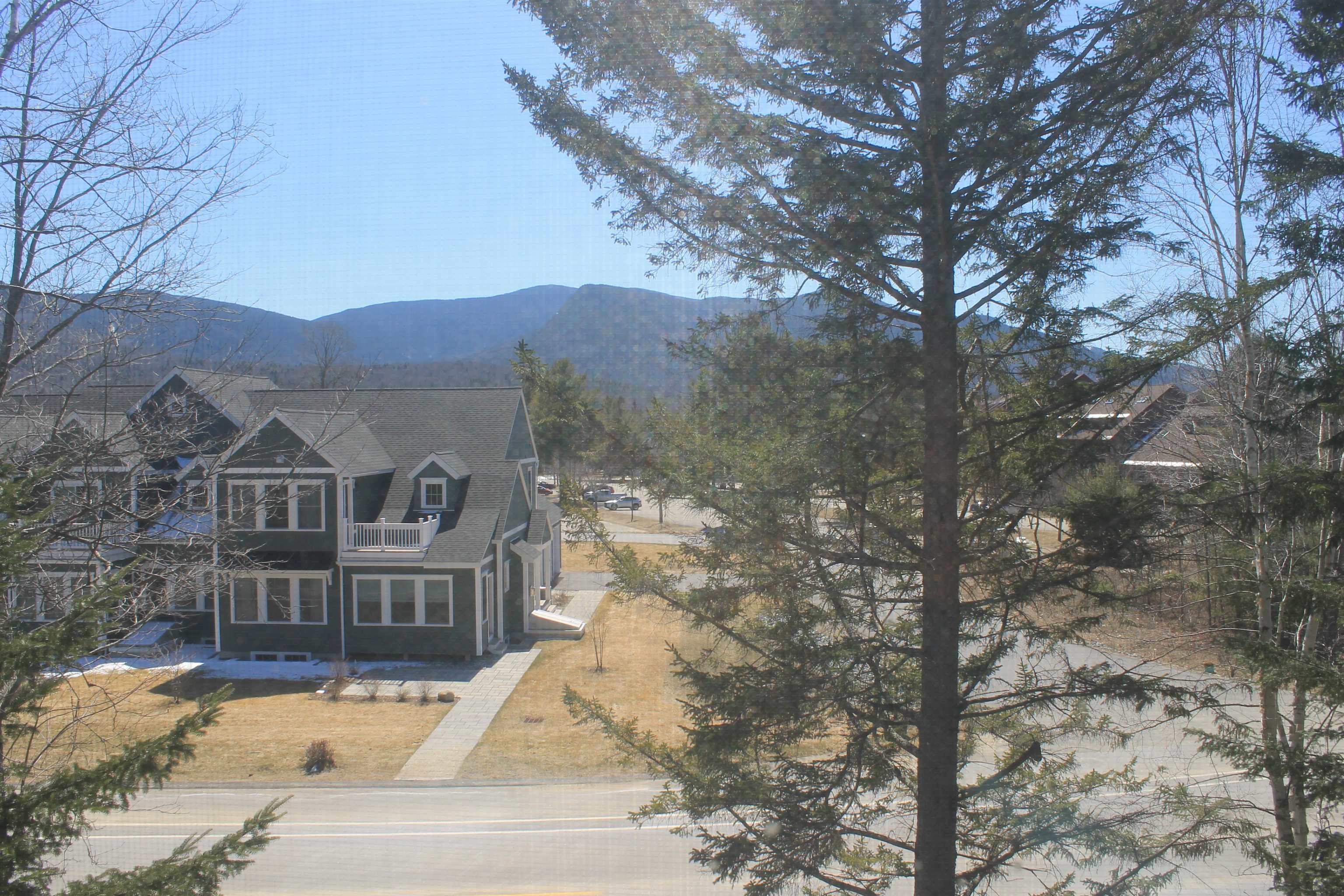 Great views of Noon and Jennings Peak!