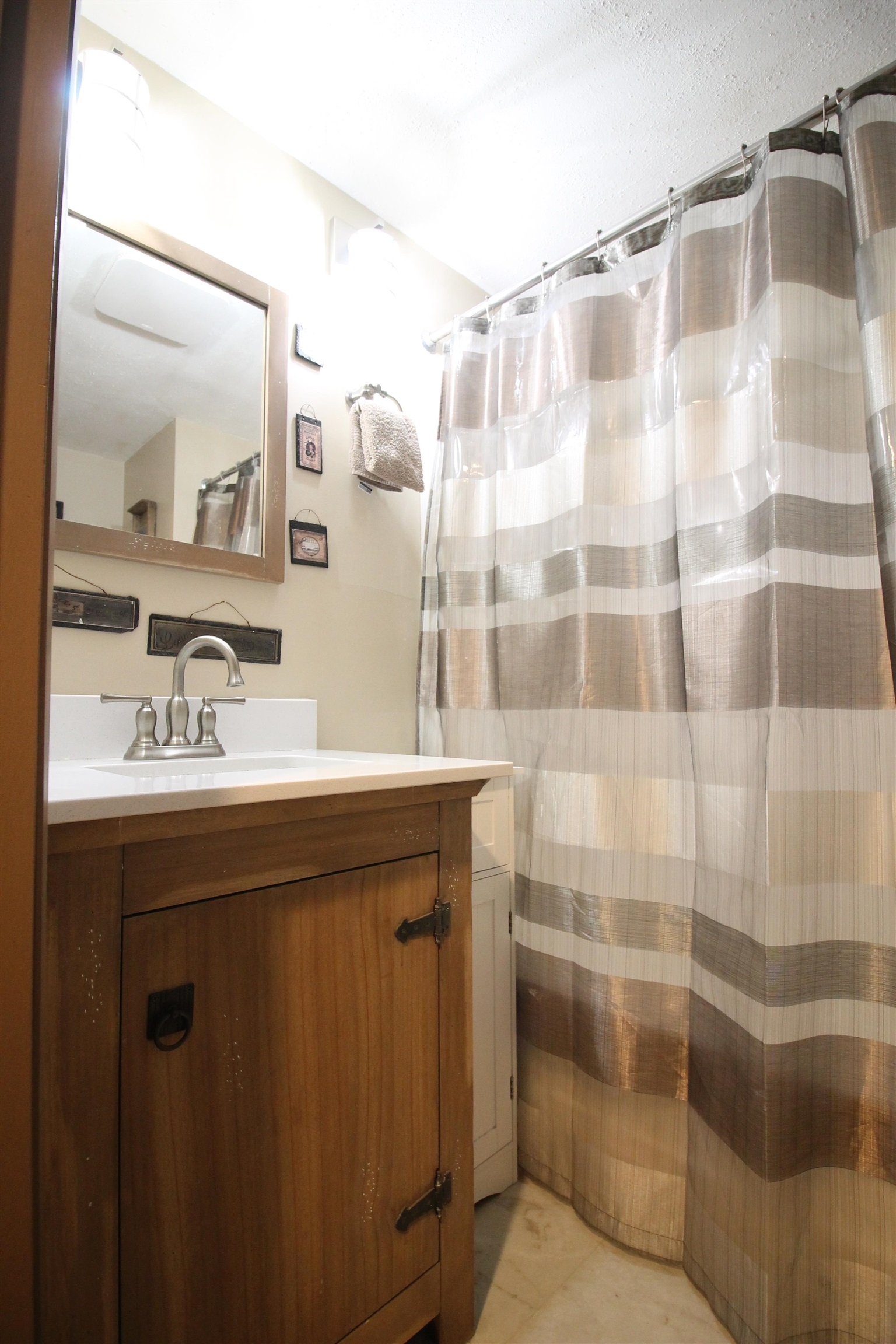 2nd bathroom is updated