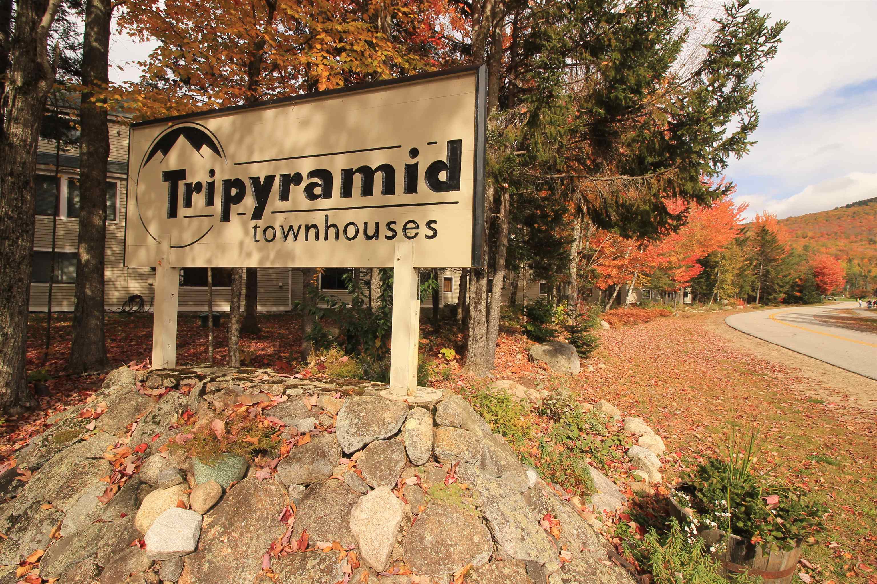 14 Tripyramid Way #16, Waterville Valley, NH 03215