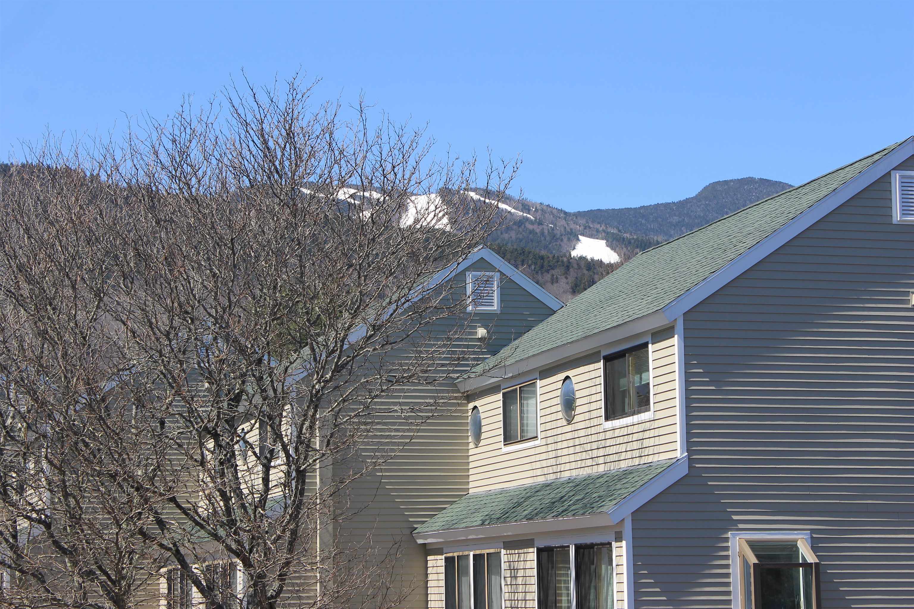 Nice ski mountain view from the deck!
