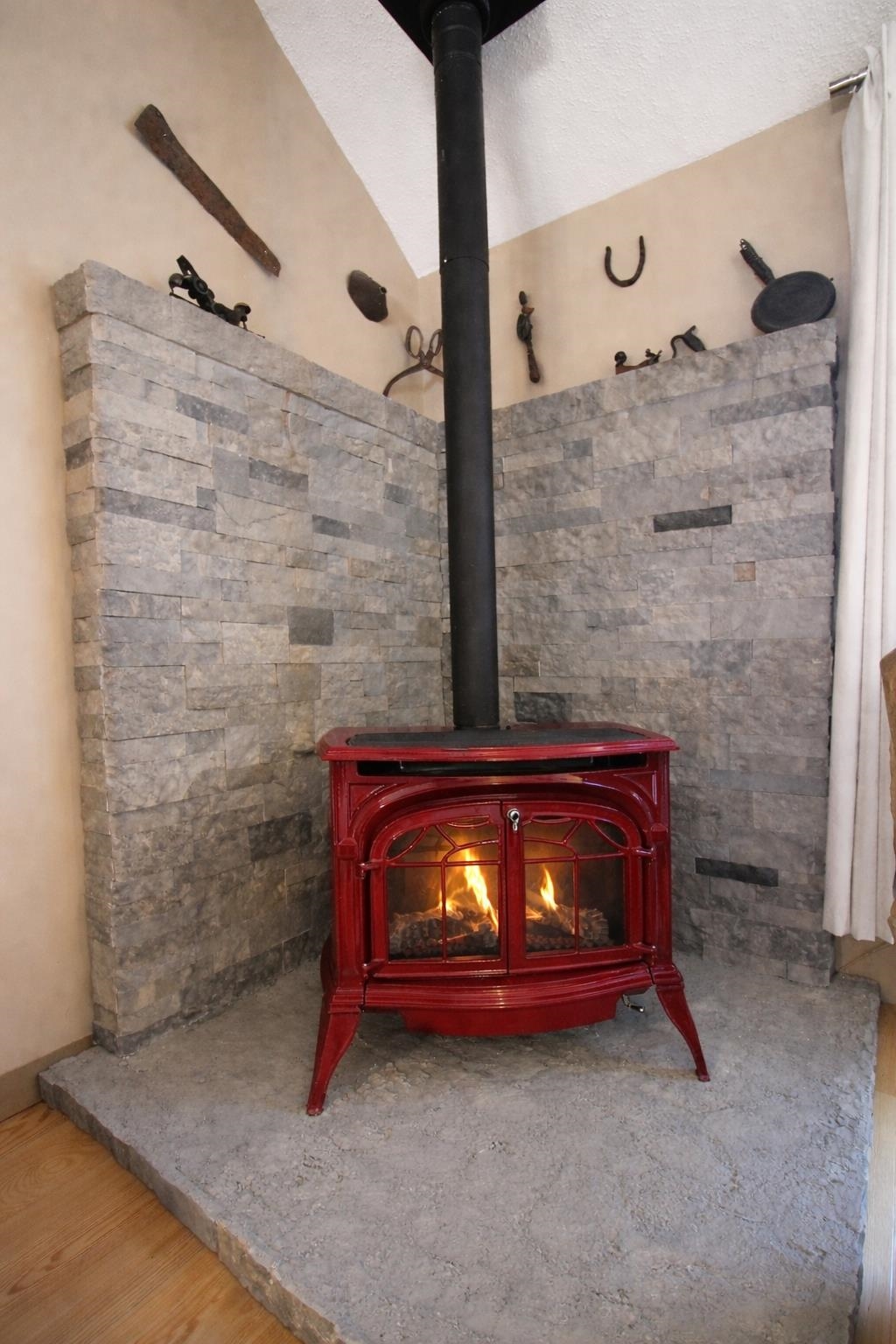 14 Tripyramid Way, Waterville Valley, NH 03215