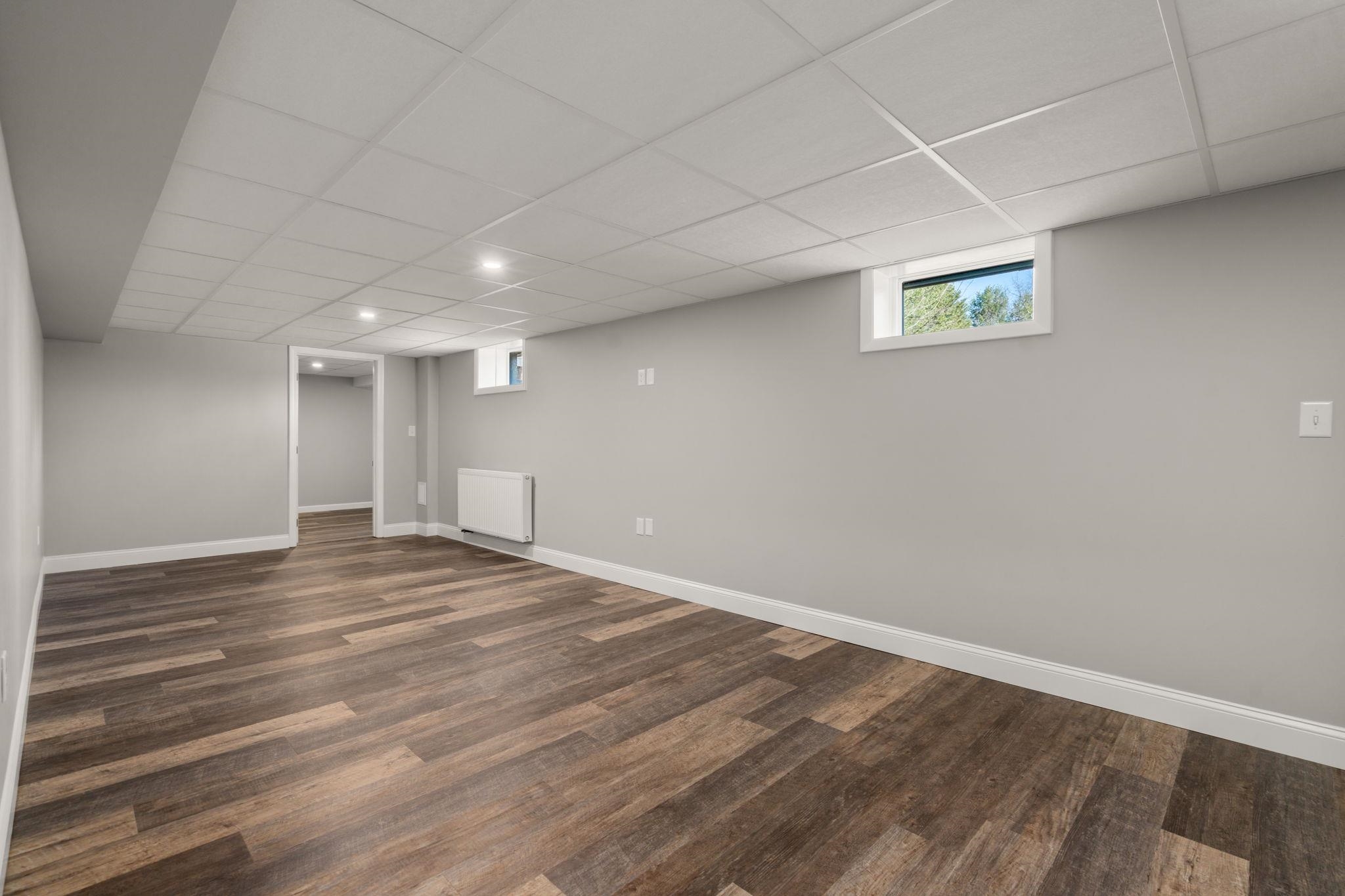 3 Exeter St, Derry, NH 03038