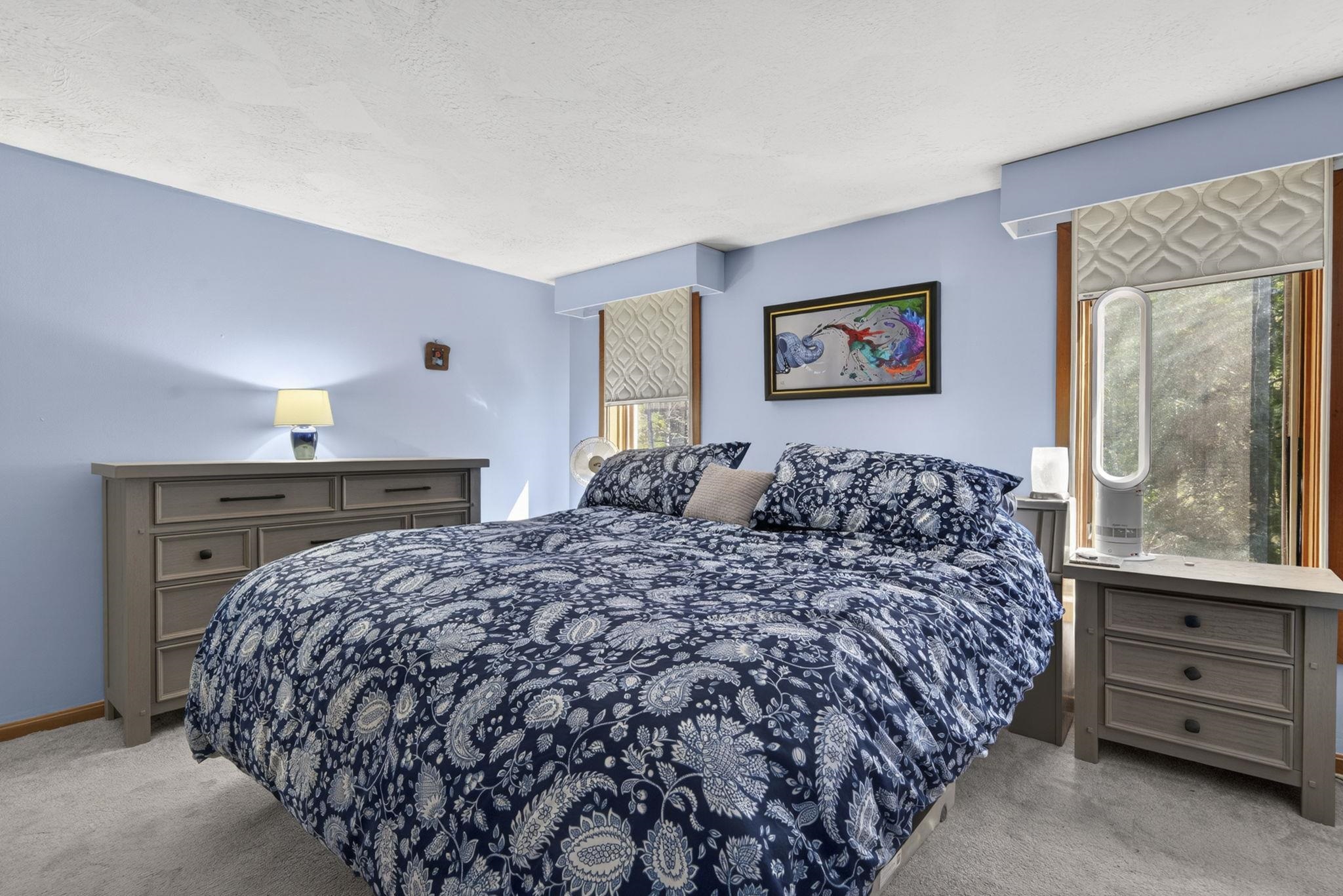 49 Birkdale Rd, Bedford, NH 03110