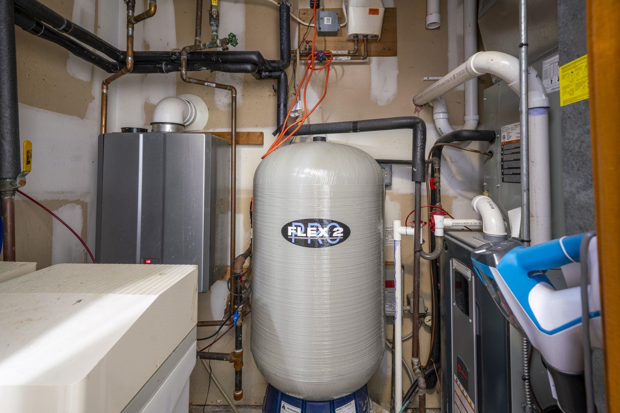 49 Birkdale Rd, Bedford, NH 03110