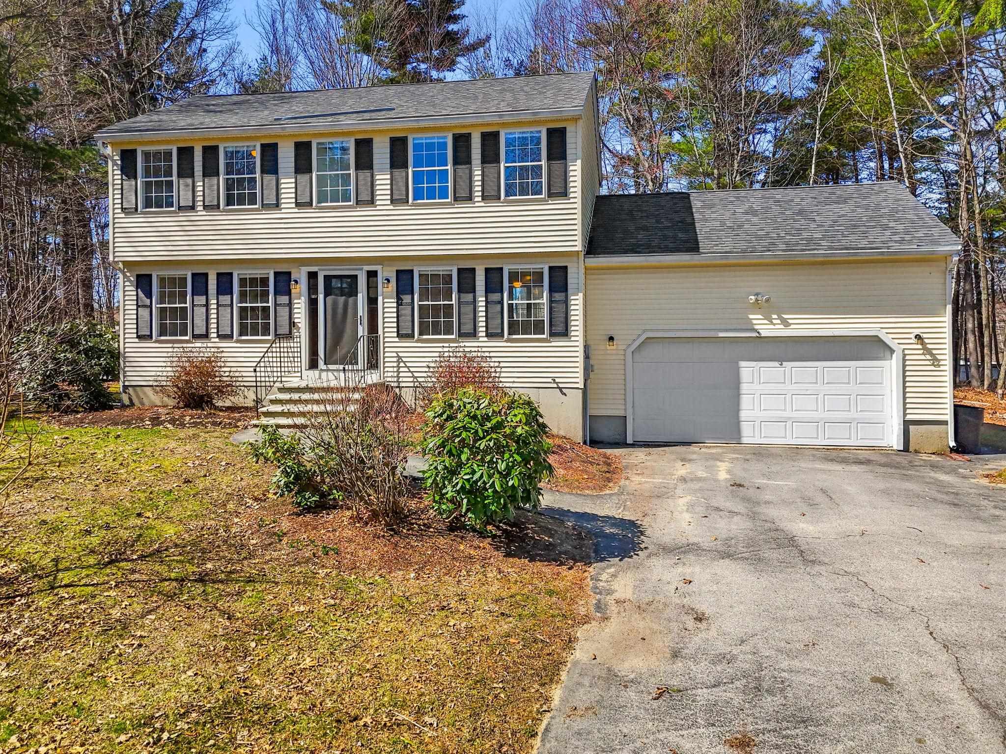 3 Pemigewasset Cir, Derry, NH 03038