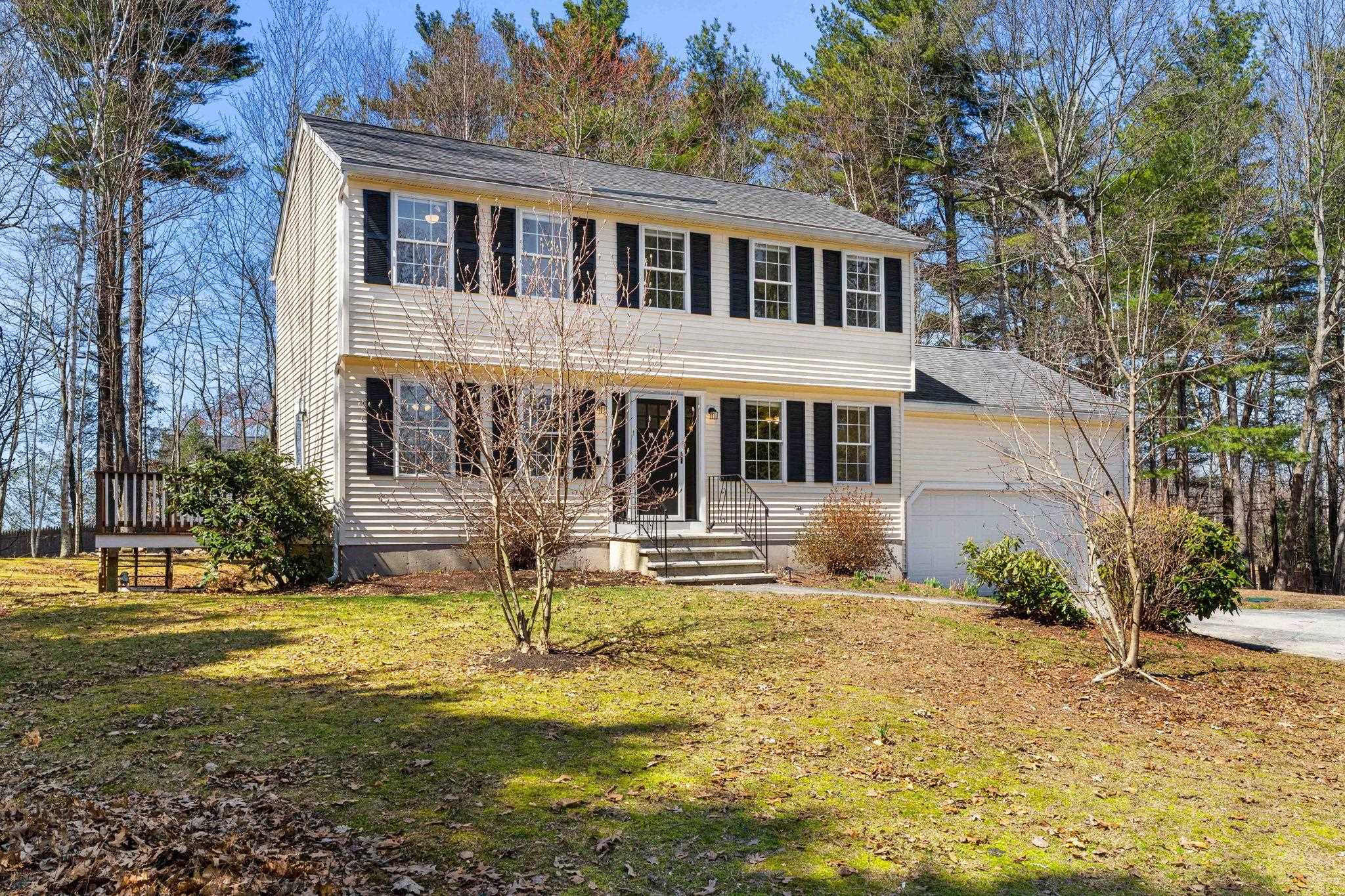 3 Pemigewasset Cir, Derry, NH 03038