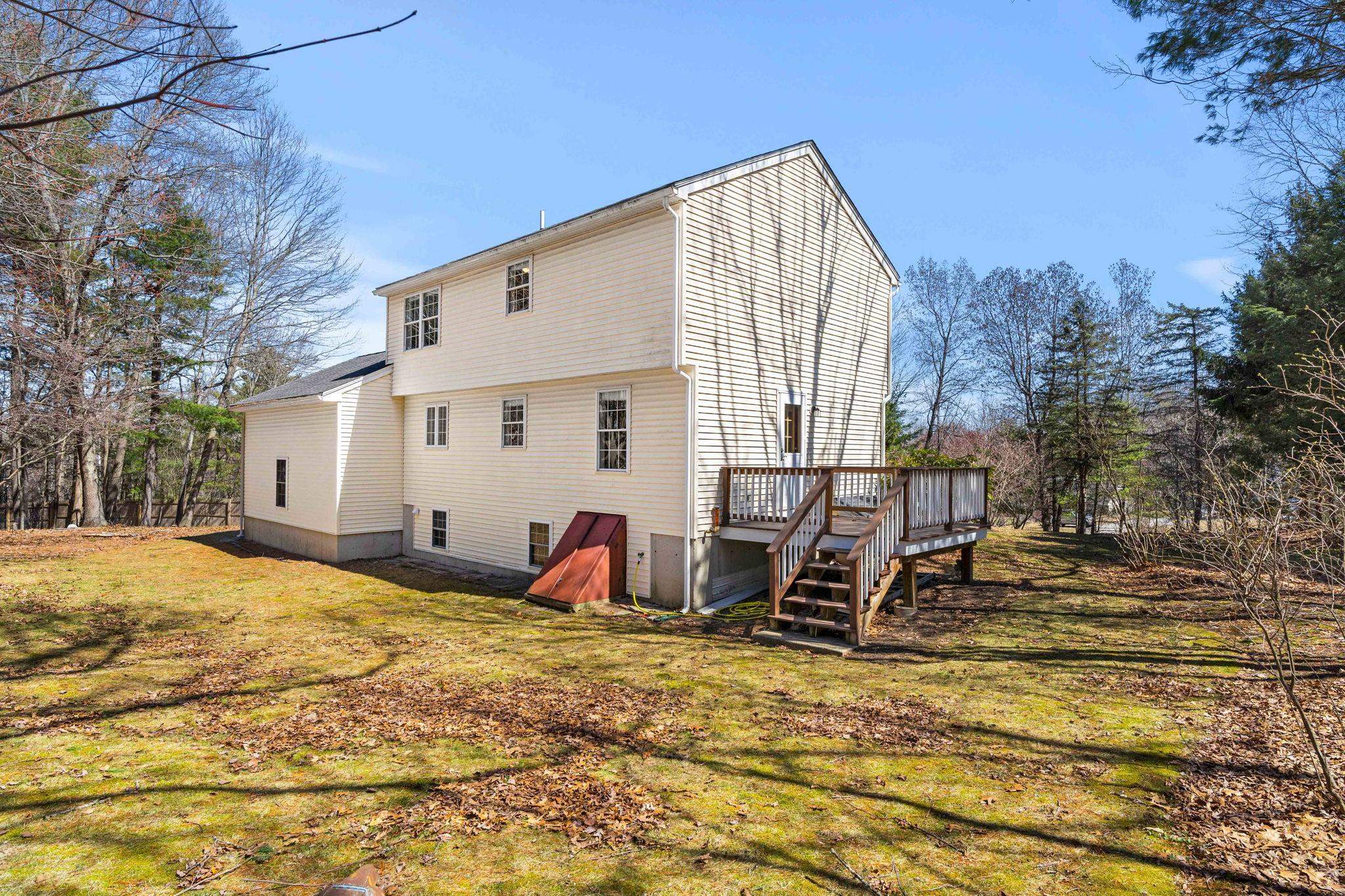 3 Pemigewasset Cir, Derry, NH 03038