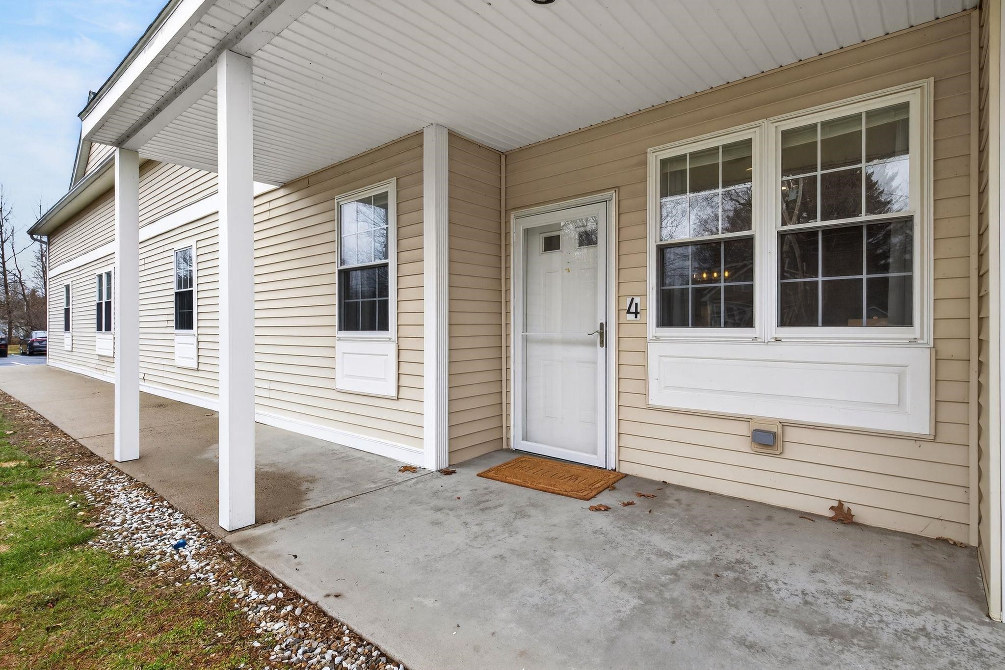 95 Court St, Exeter, NH 03833