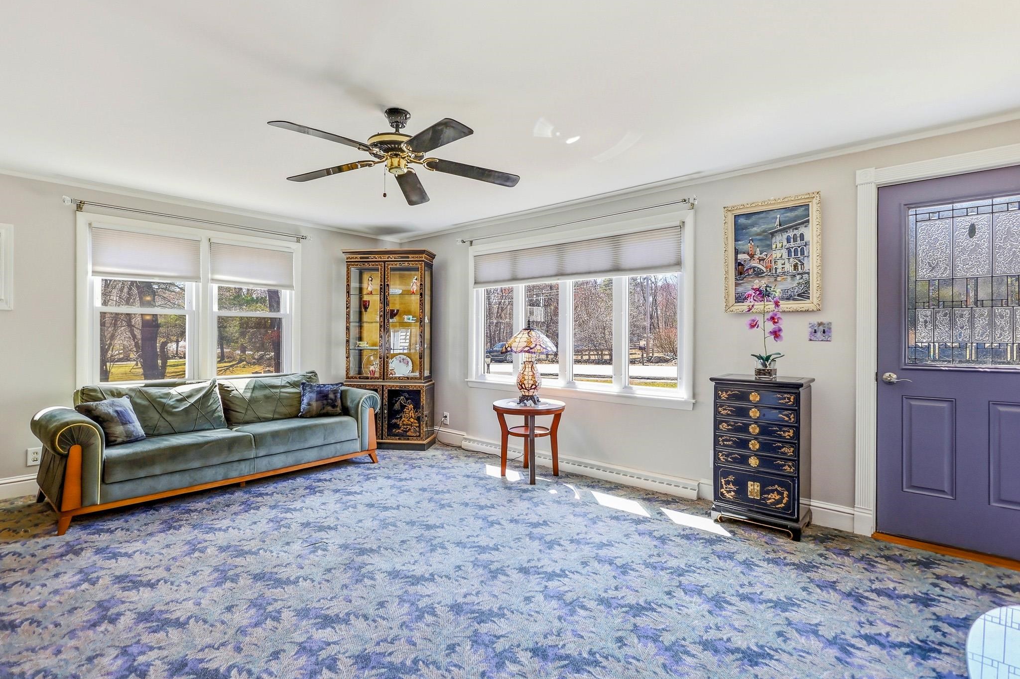 358 East Rd, Hampstead, NH 03841-2374