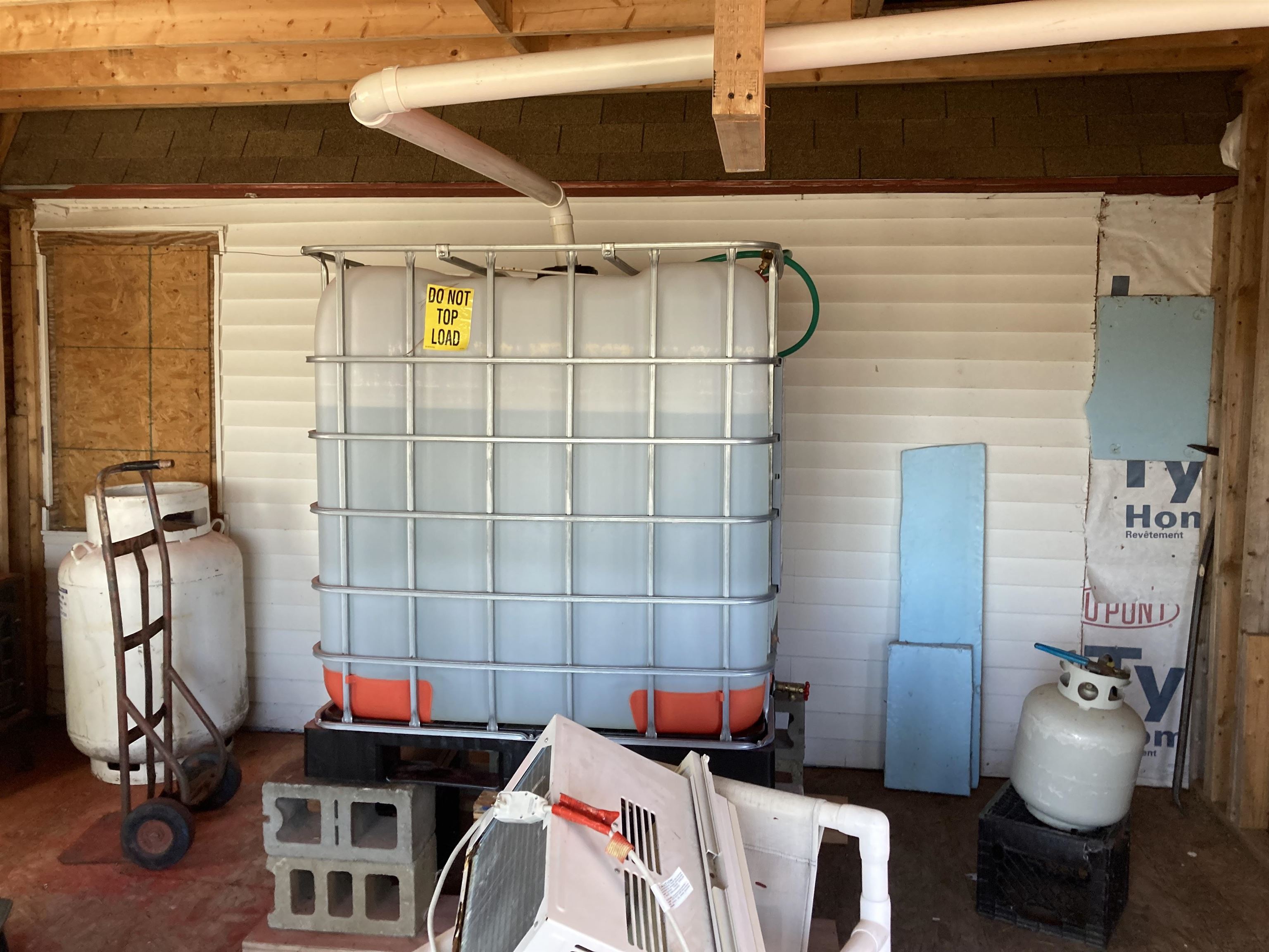 Un-finished room with water system. 24991458