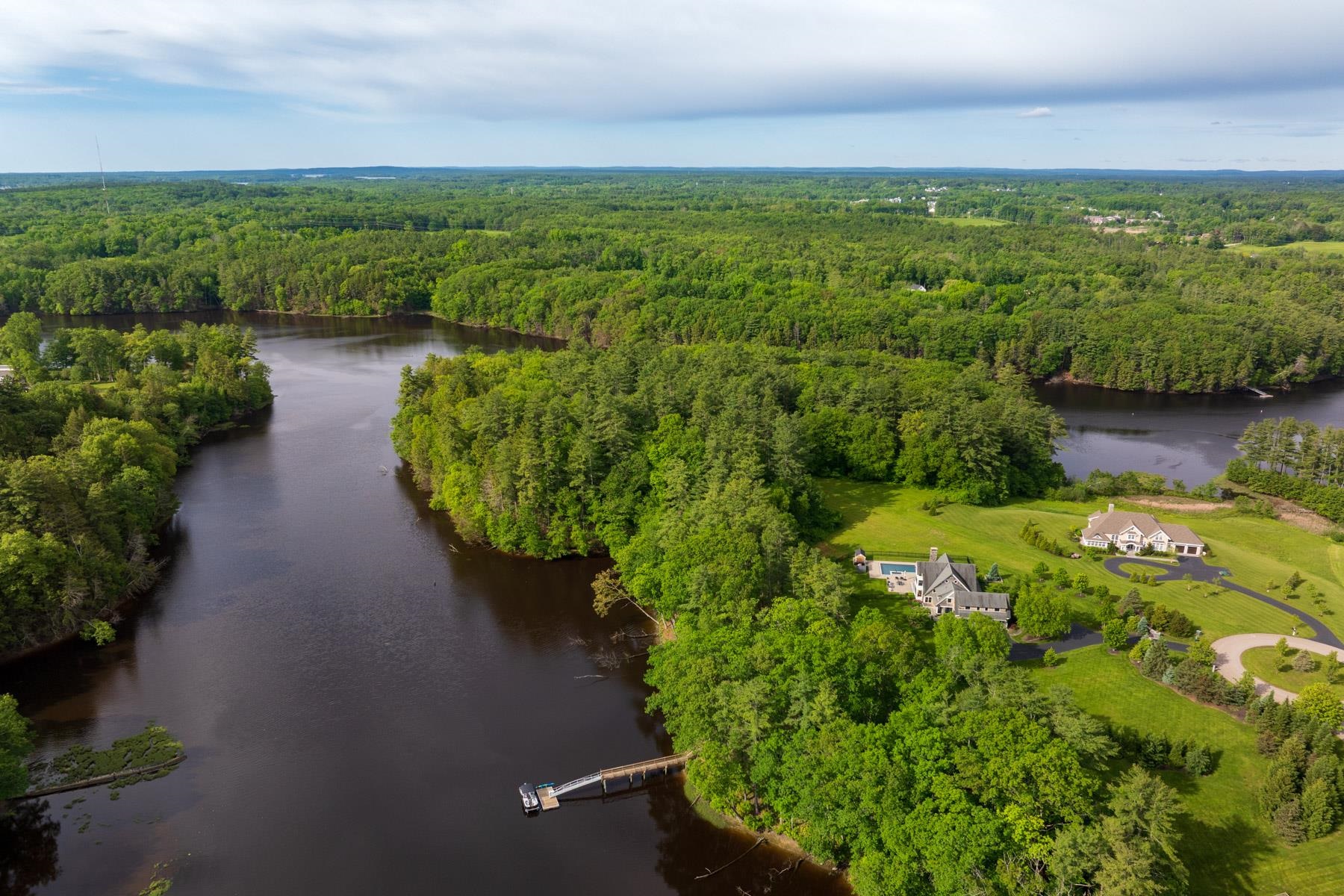 74 Saddle Trail Dr, Dover, NH 03820