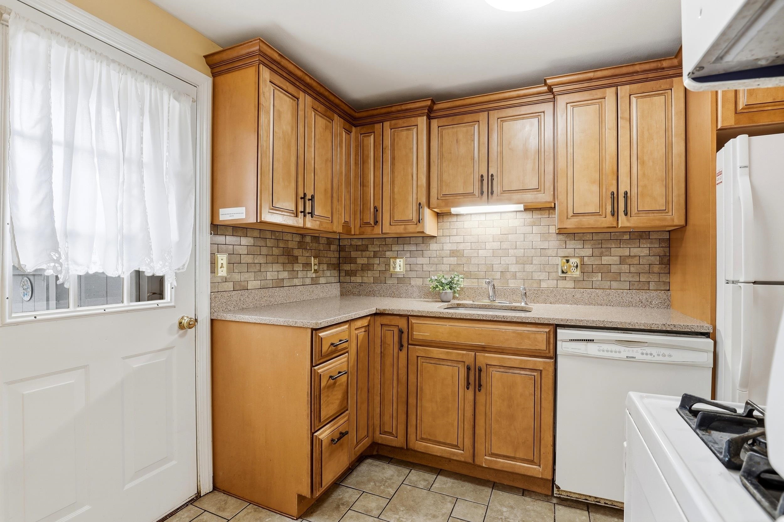 777 Middle Rd #72, Portsmouth, NH 03801
