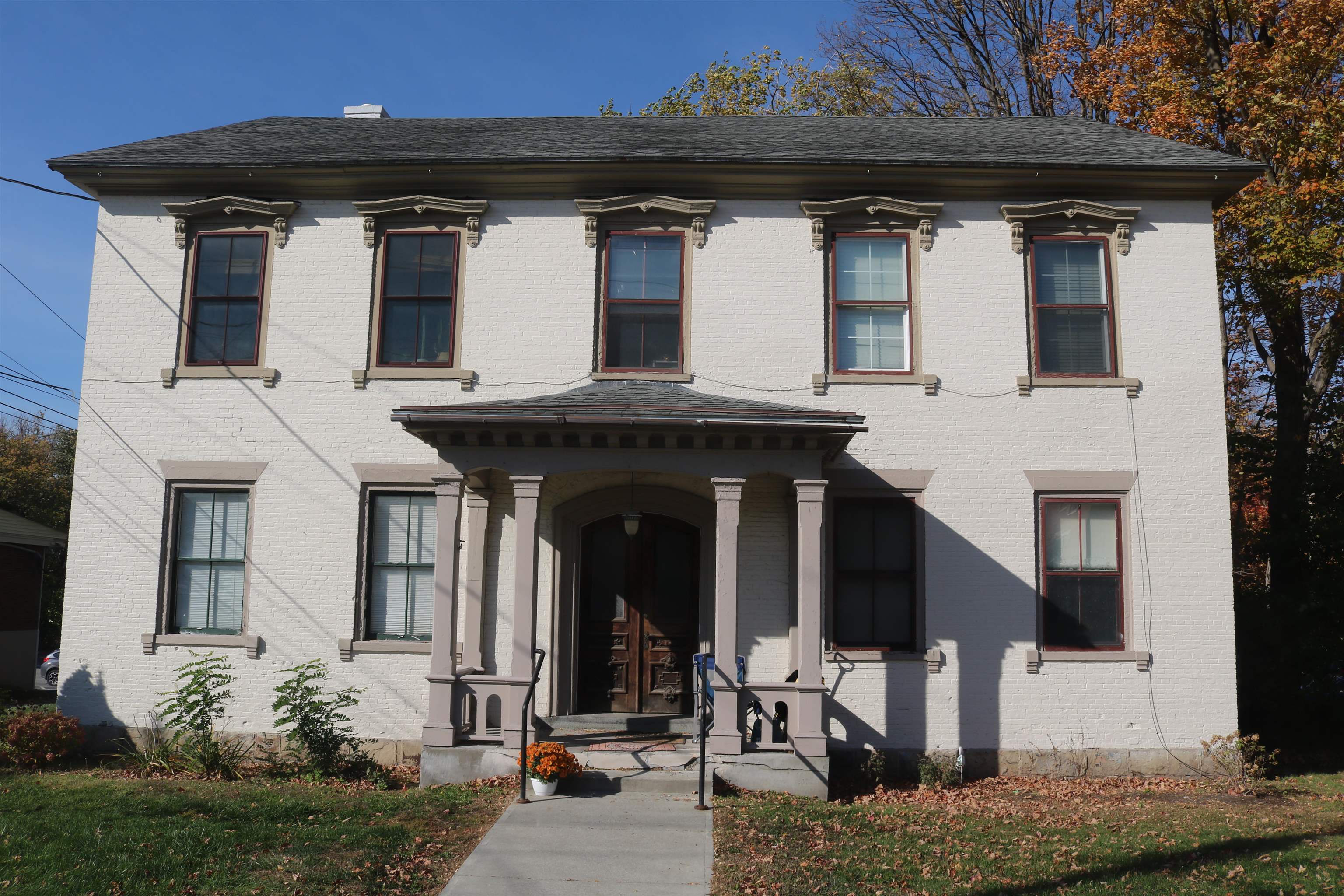 160 North Main Street Unit: 3