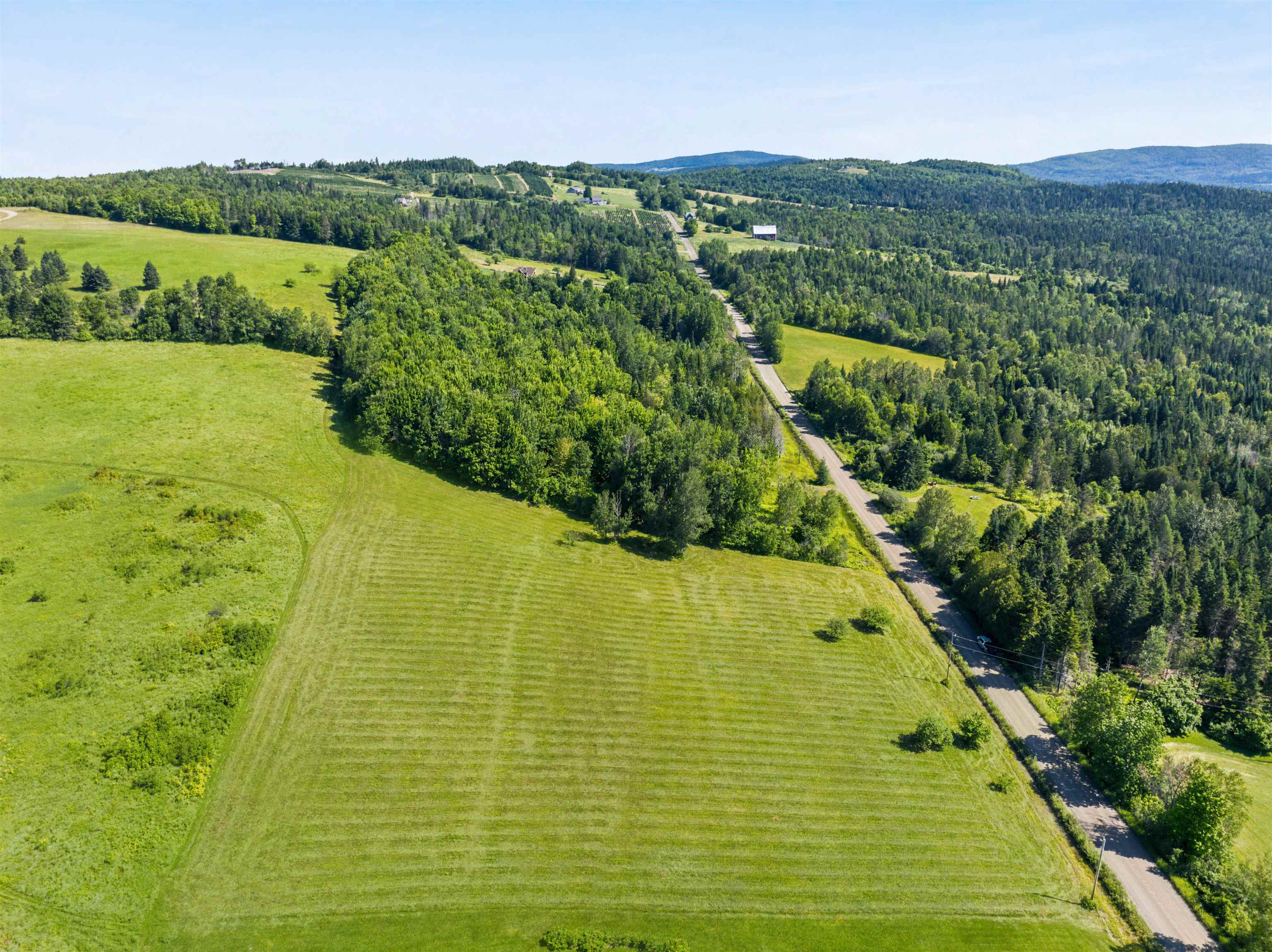 Bennett Hill Rd, Colebrook, NH 03576