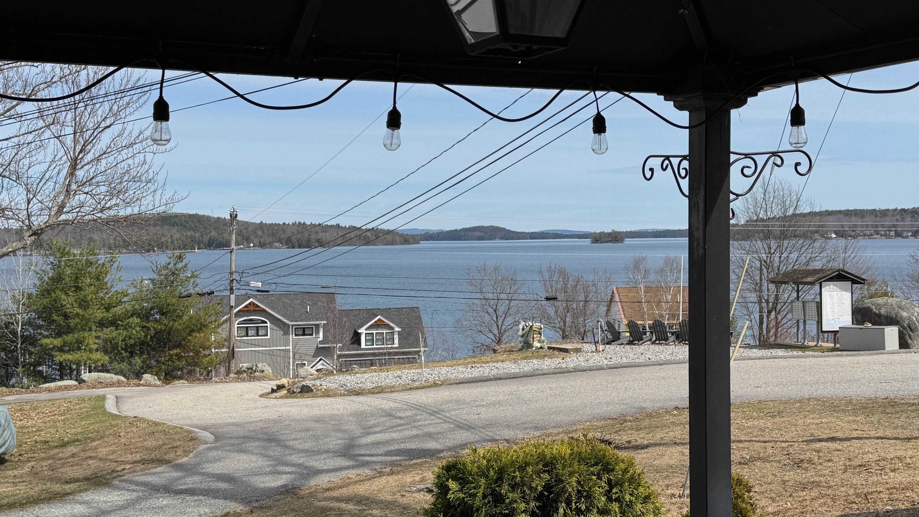 728 Scenic Road — photo 1