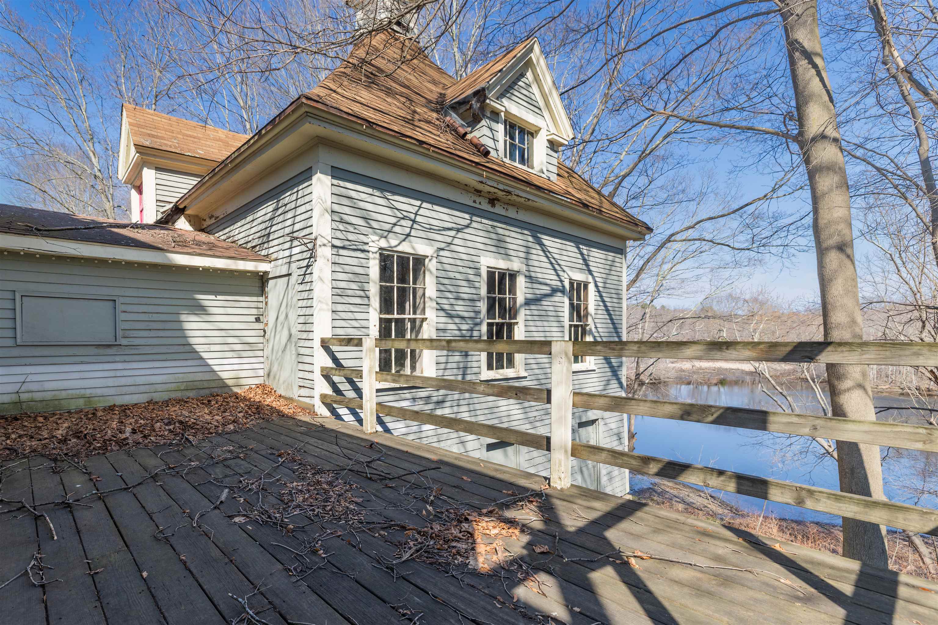 213 Washington St, Dover, NH 03820