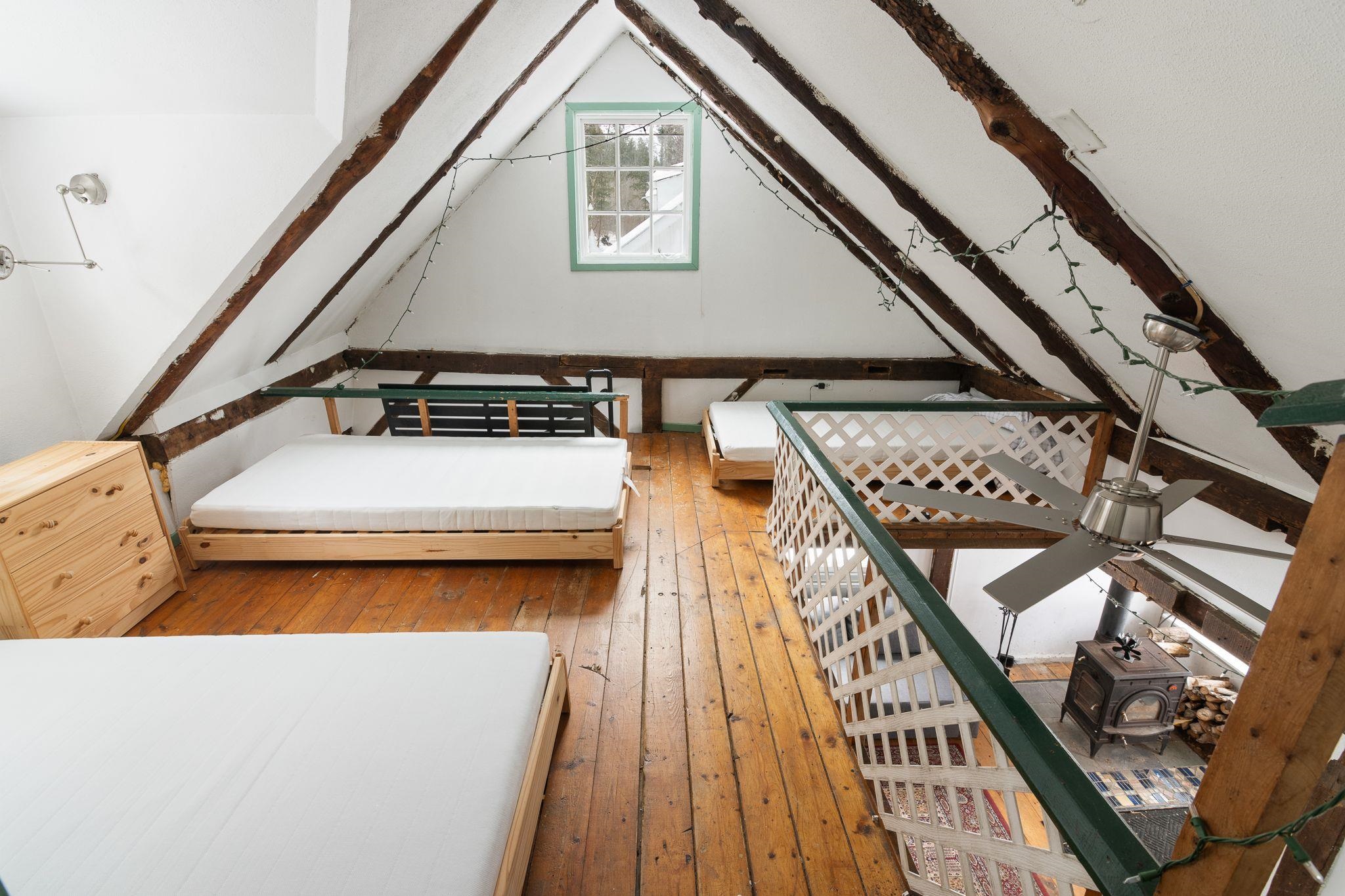 Guest suite/office loft.