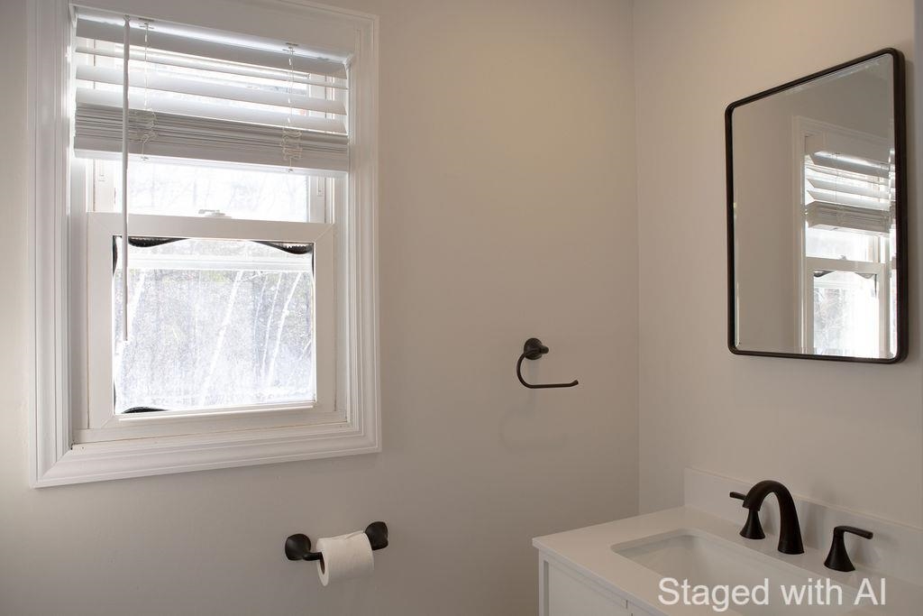 180 N Main Street, Boscawen, NH photo 4