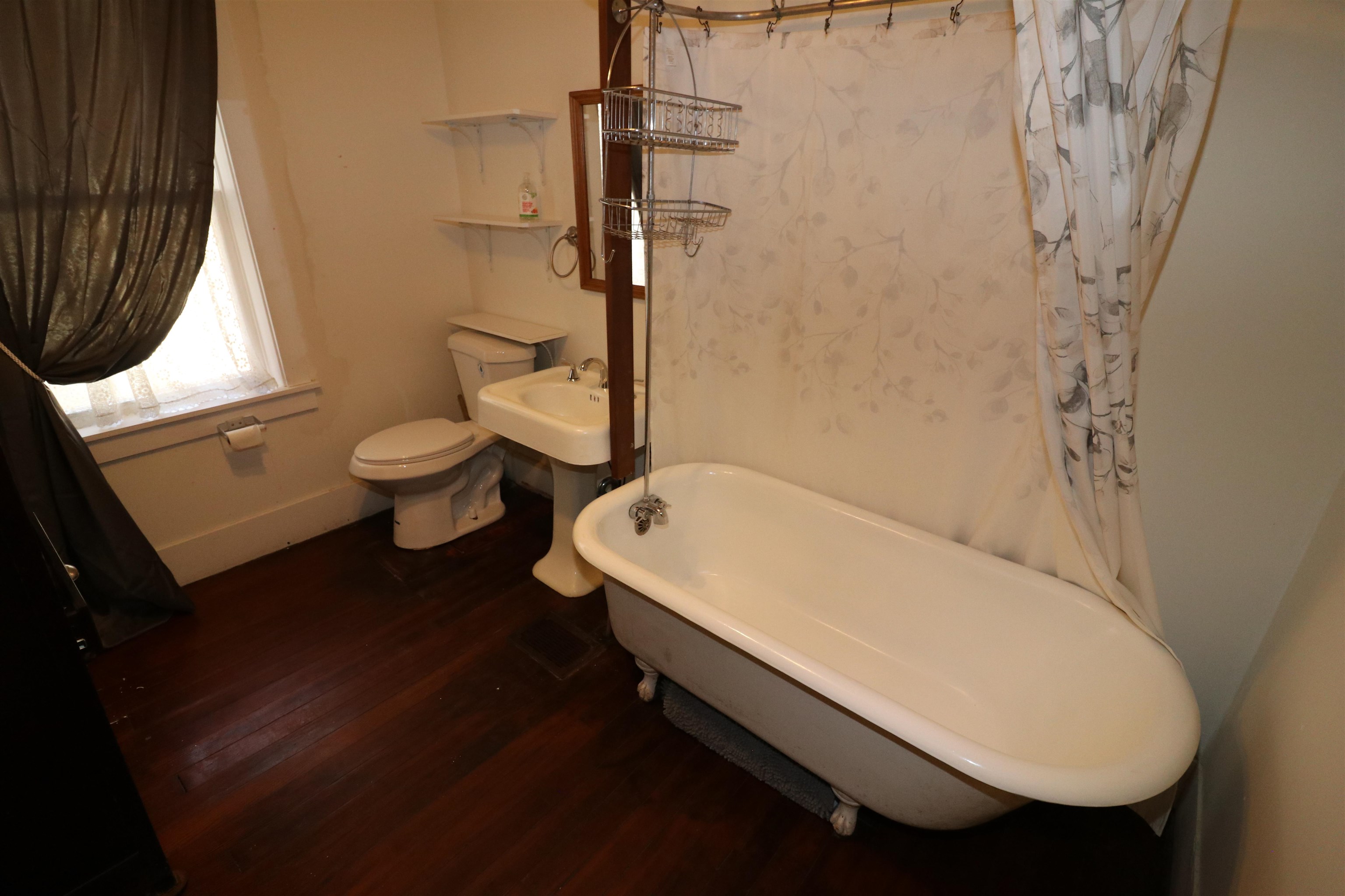 Property photo 28