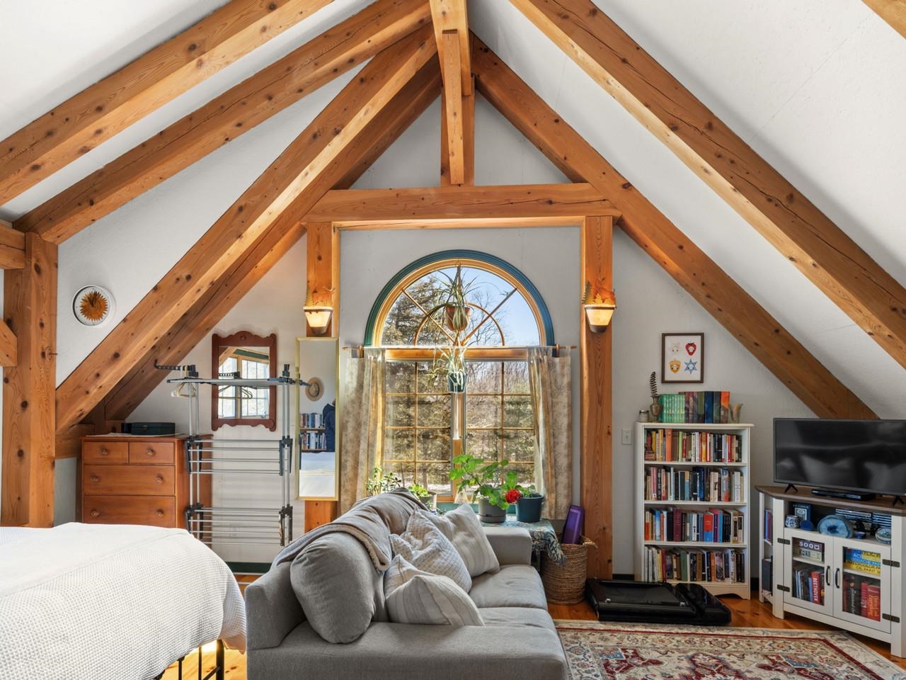 Vaulted apartment over barn