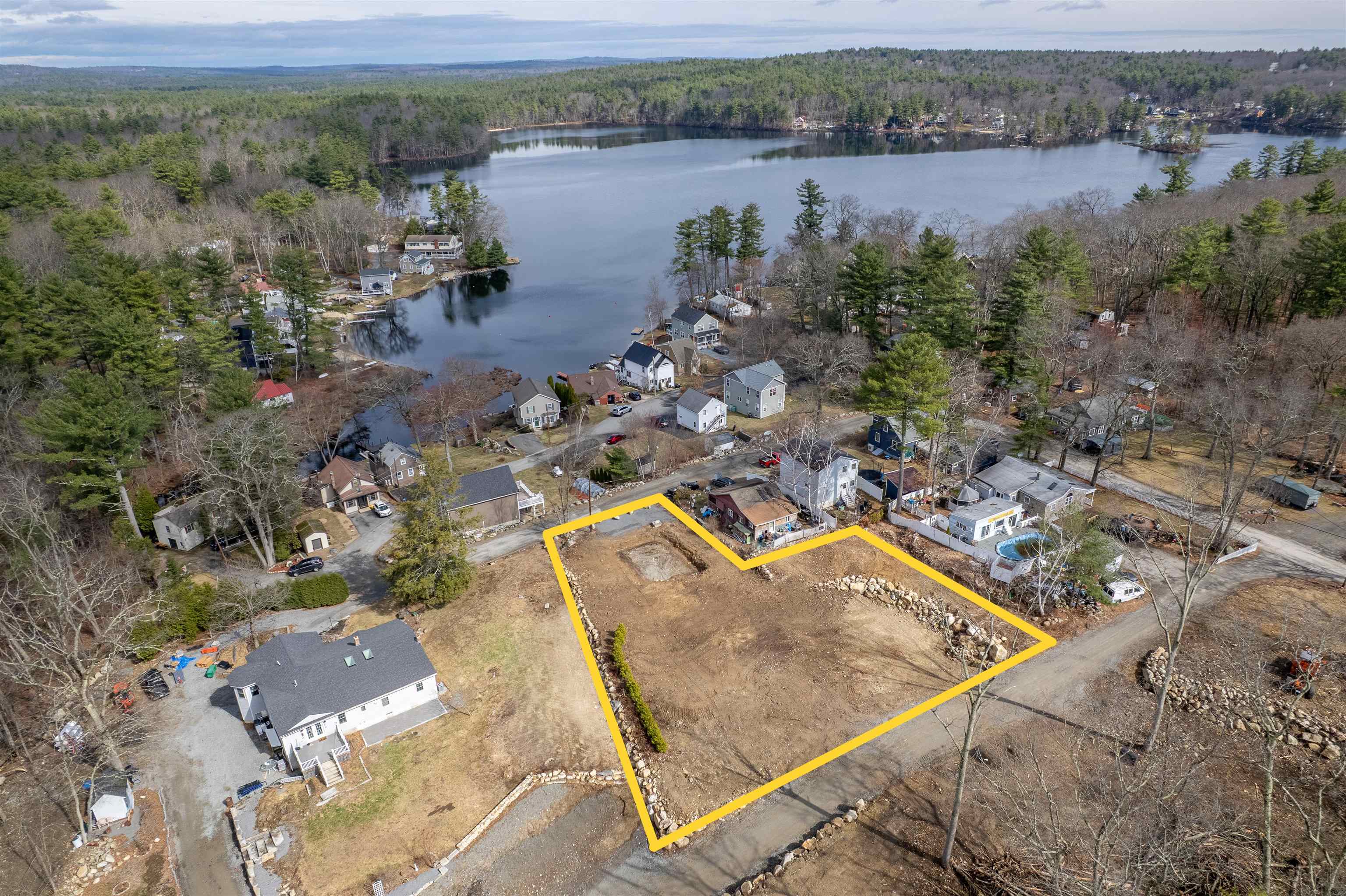 Pelham NH&nbsp;Land for sale $324,900 | 0.5 Acres  | Price Per Acre $0  | Total Lots 4