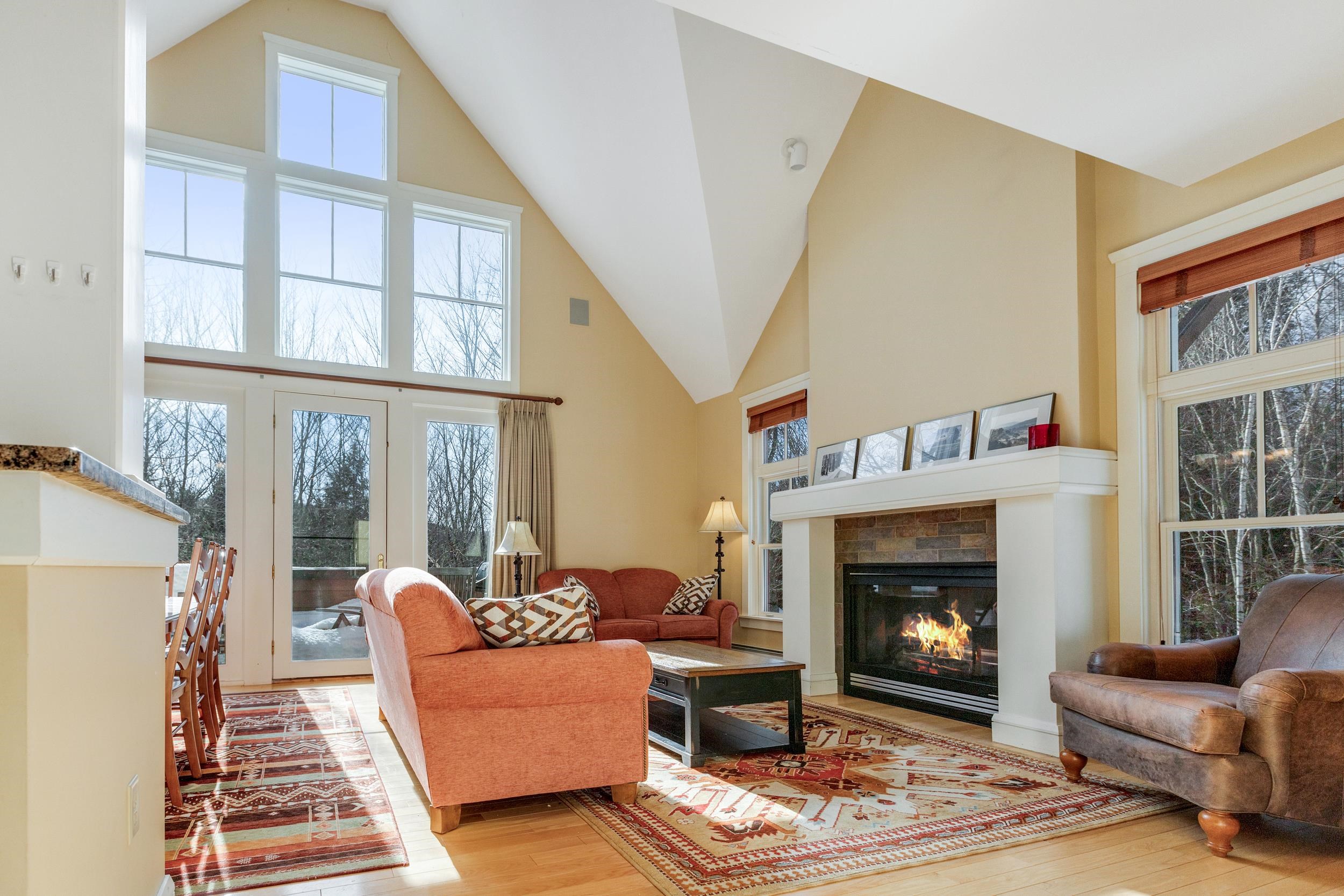 Open Concept Living Space 24963597
