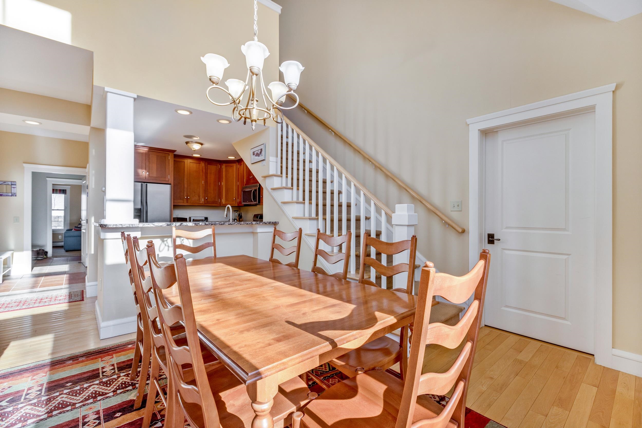 Large Dining Area 24963598