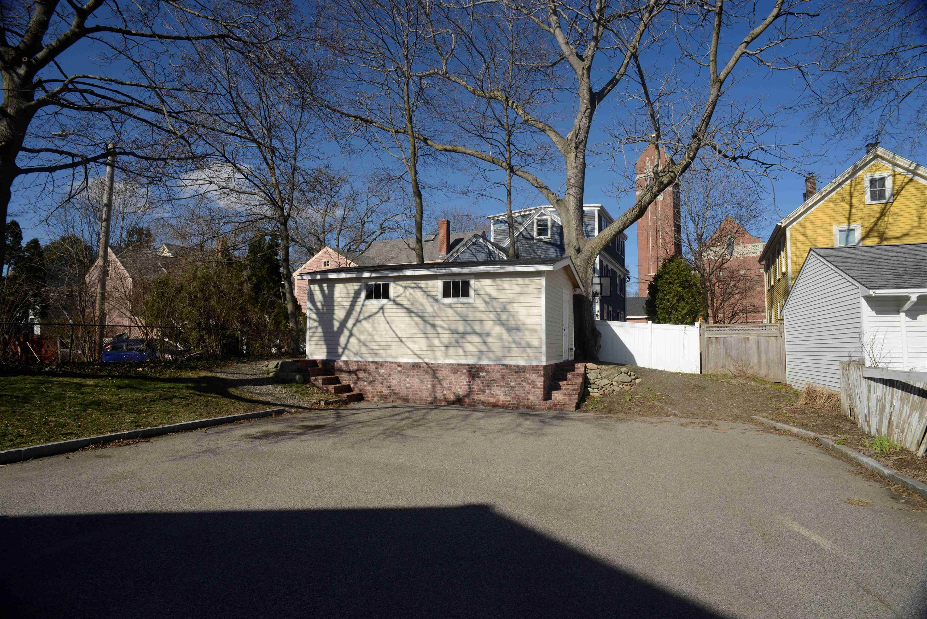 145 Cabot St #1, Portsmouth, NH 03801