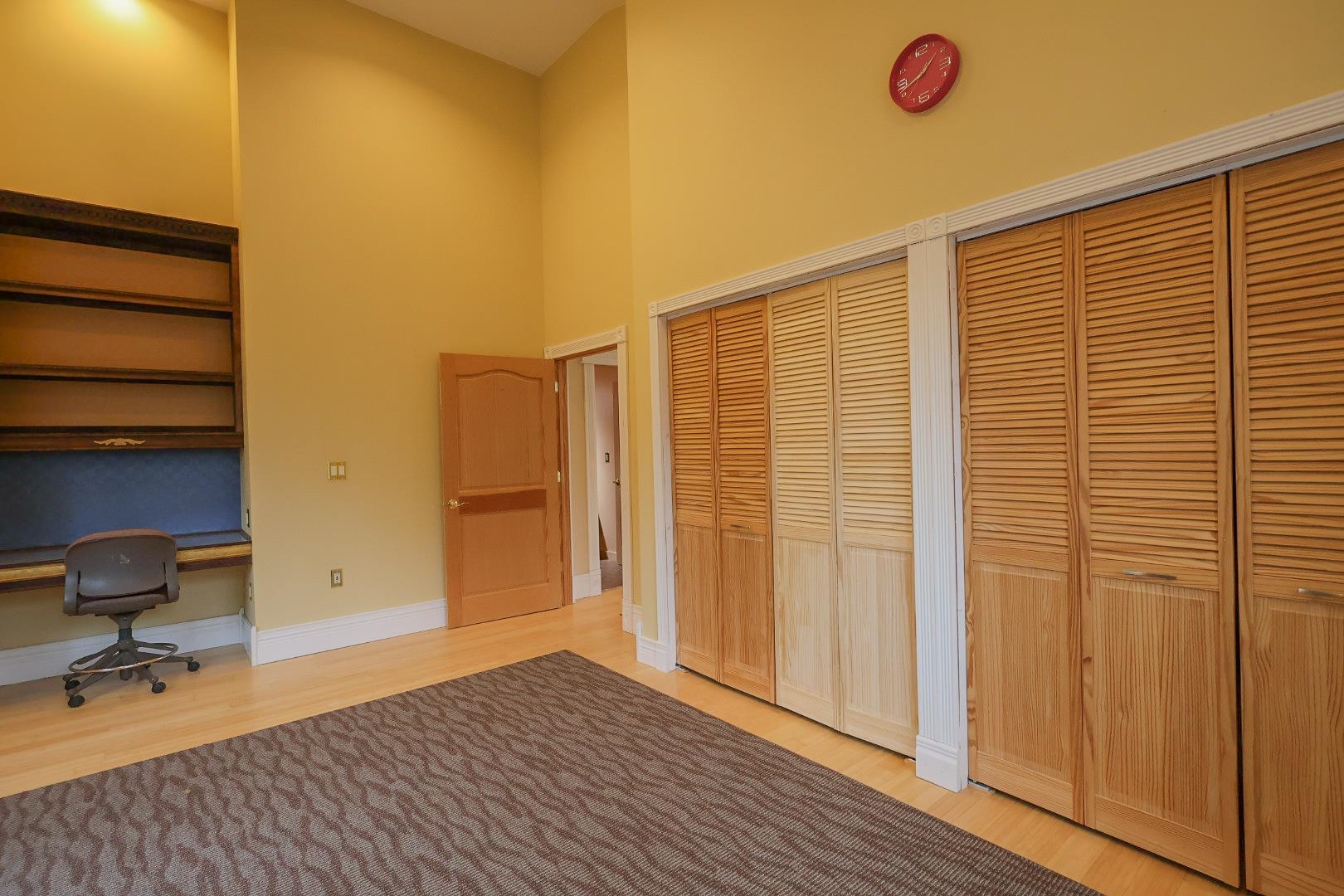 2nd Floor Bedroom 25004773