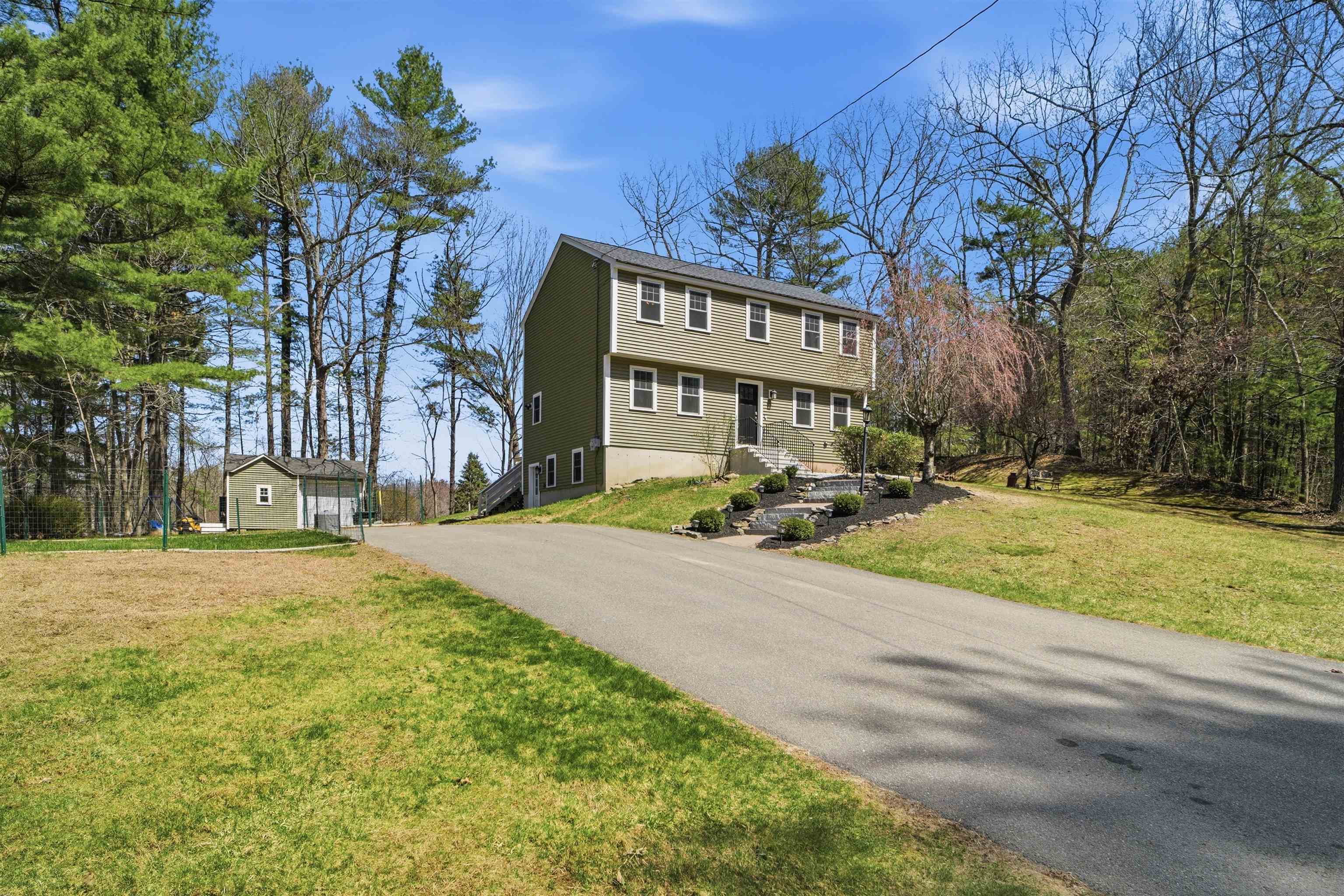 1 Jessica Ln, Hudson, NH 03051