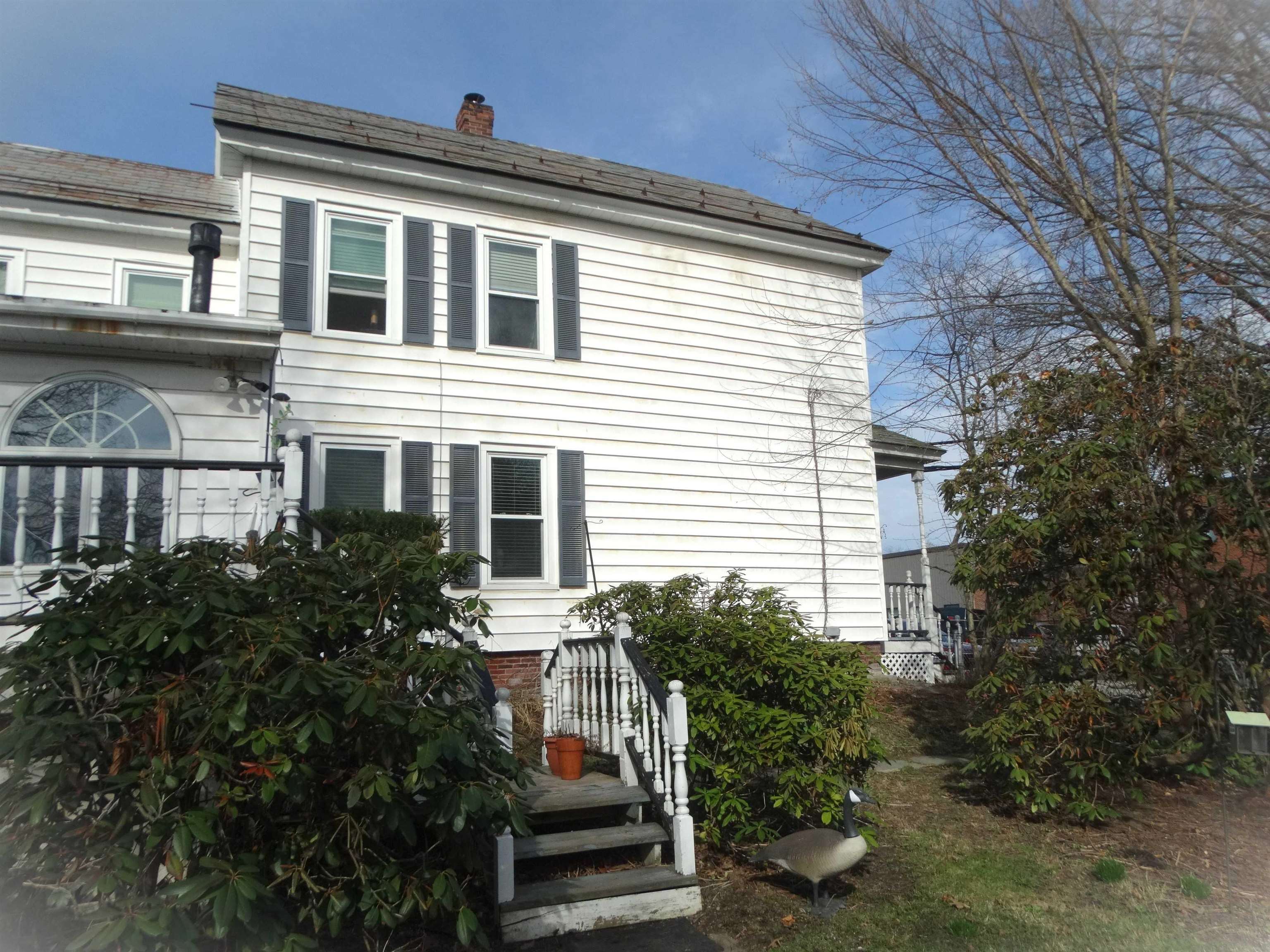 65 Dunbar St, Keene, NH 03431