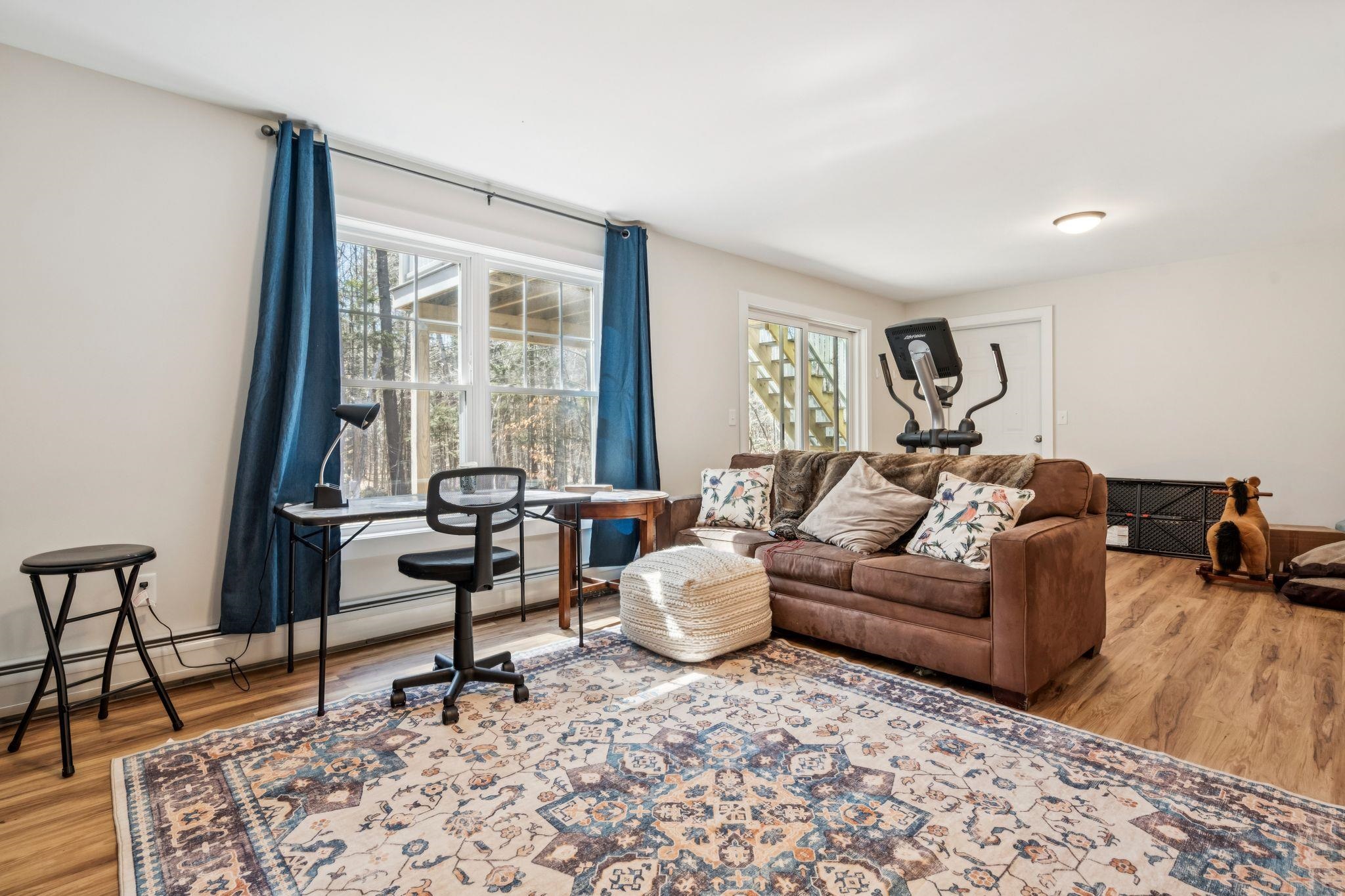 21 Caldwell Ln, Sunapee, NH 03782