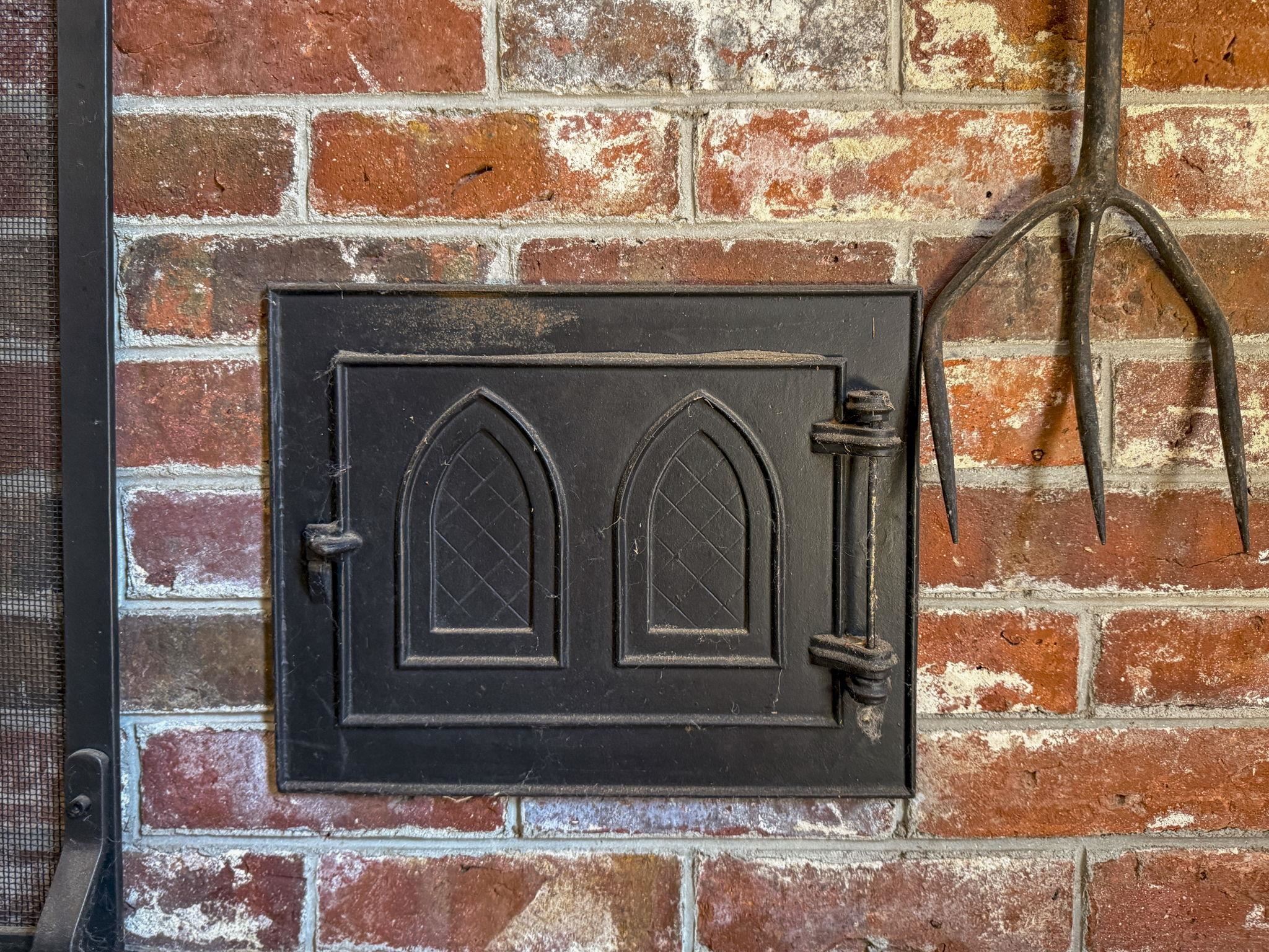 37 High St, Bradford, NH 03221