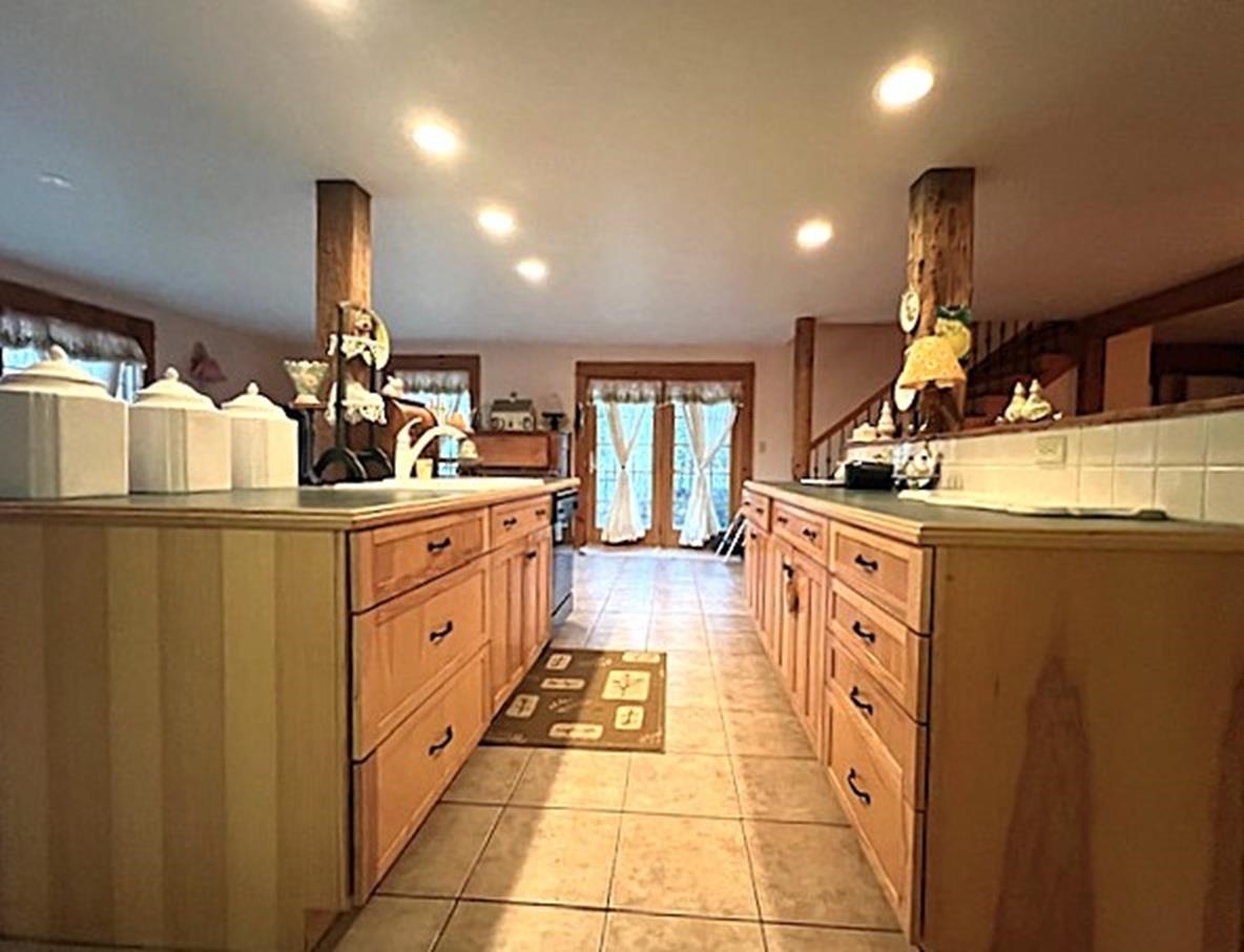 LOTS of Counterspace for Cooking