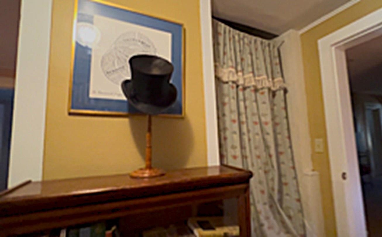 Walk-Up to 3rd Floor Historic "Bell-Shaped Ballroom" & Bonus Low Attic Room