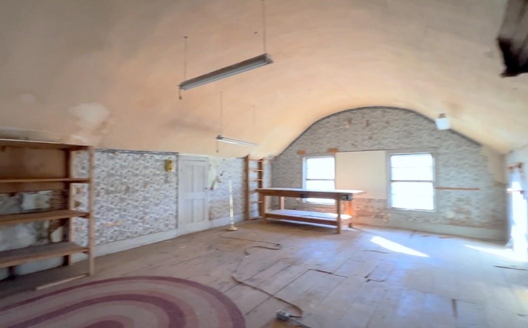 3rd Floor Well-Known Bell-Shaped Ballroom Hosted Much Years Ago