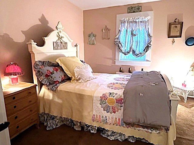 Bedroom in Newer Upstair