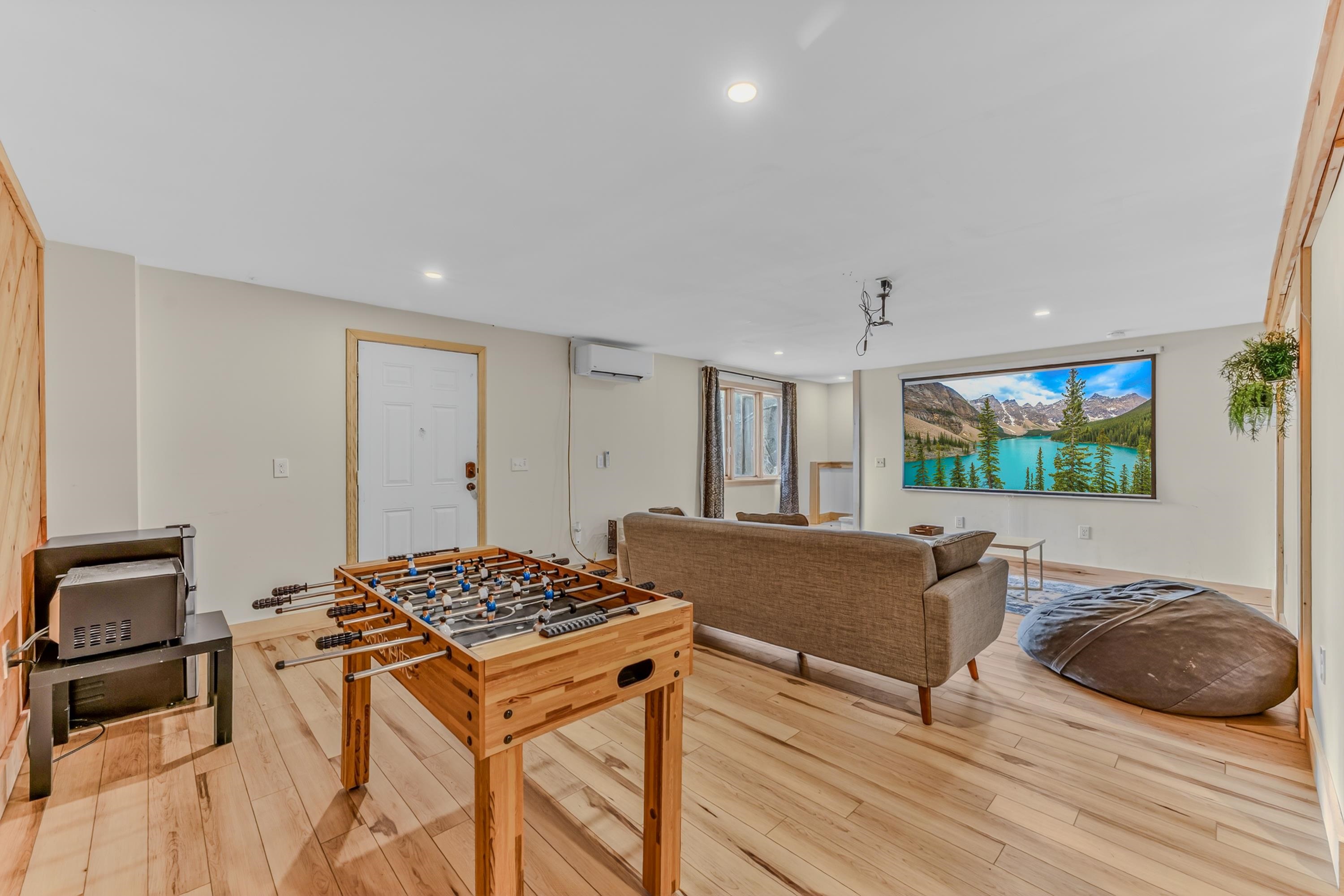 62 Isaax Fox Dr, Campton, NH 03223