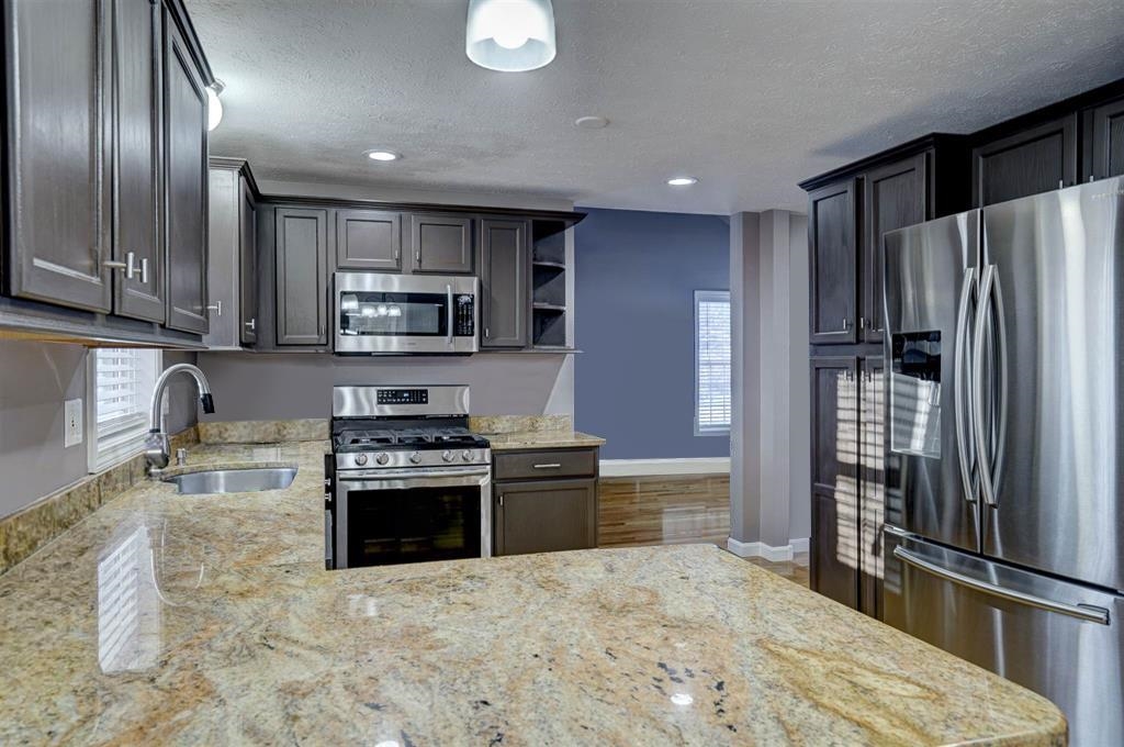 74 Rosecliff Ln, Manchester, NH 03109