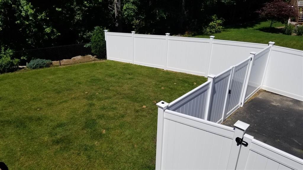 74 Rosecliff Ln, Manchester, NH 03109