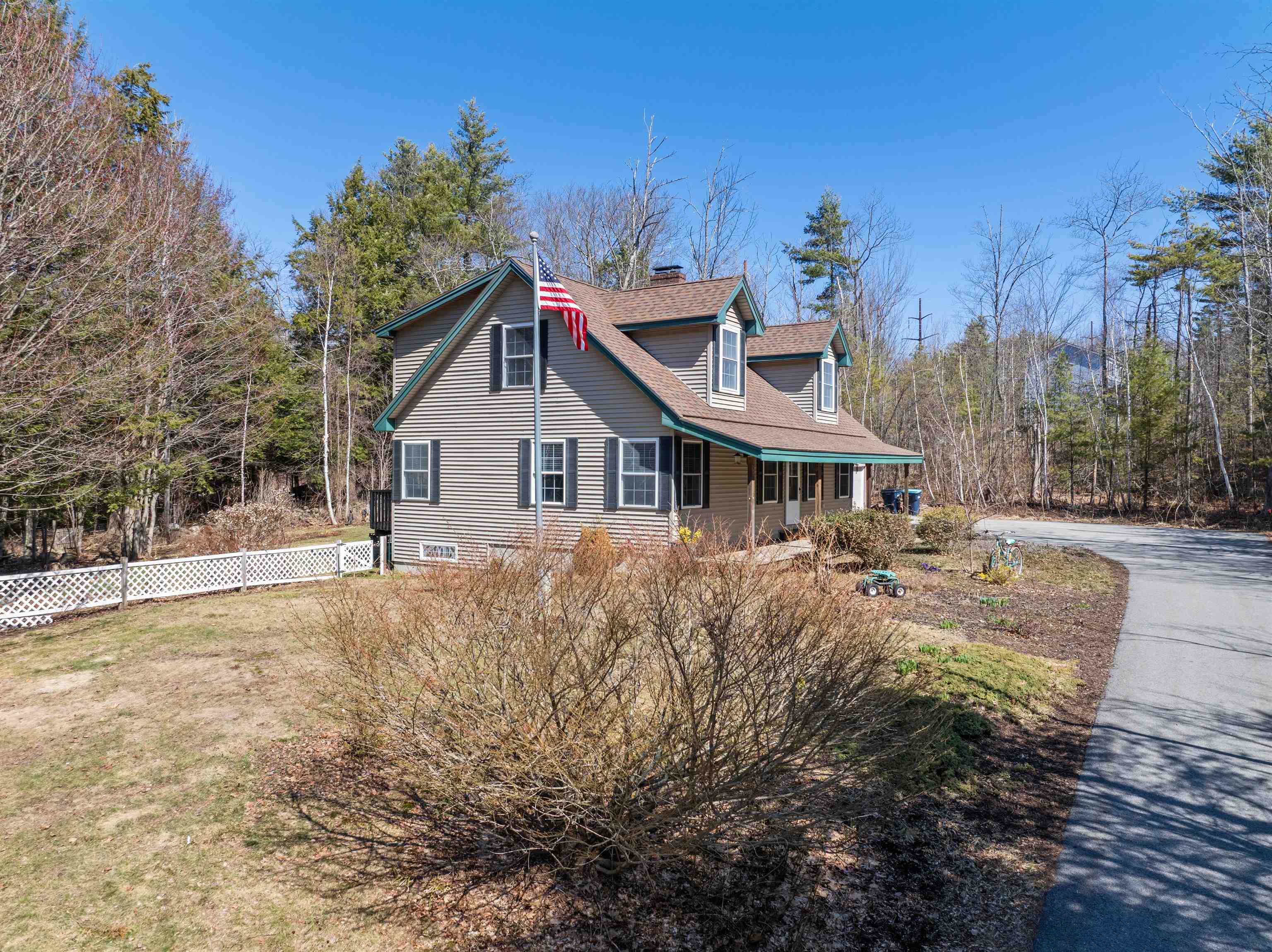 114 Mile Hill Rd, Belmont, NH 03220