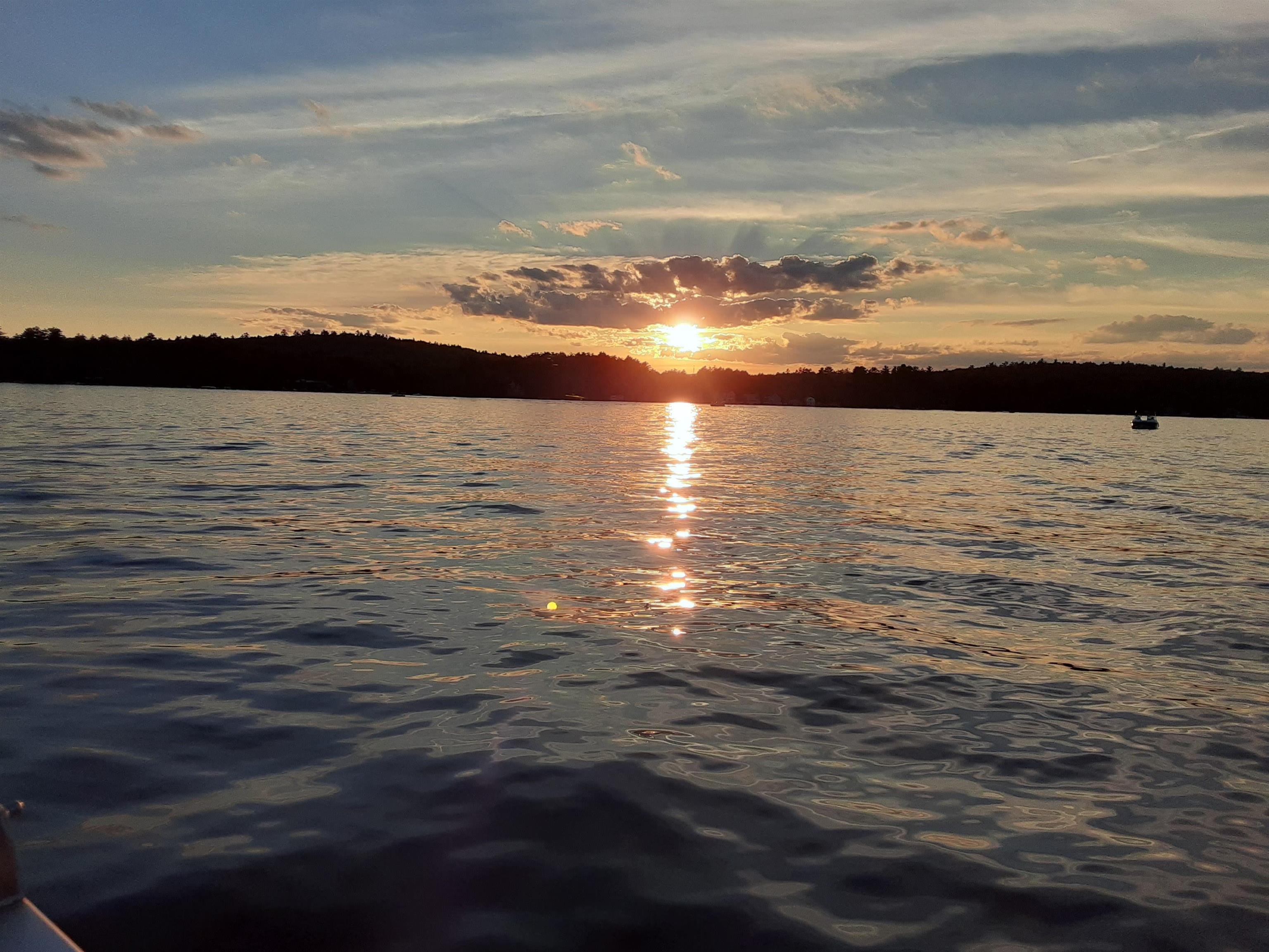 105 Chases Grove Rd, Derry, NH 03038