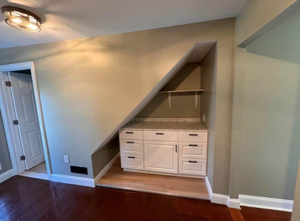 123 East Main St, Bradford, NH 03221