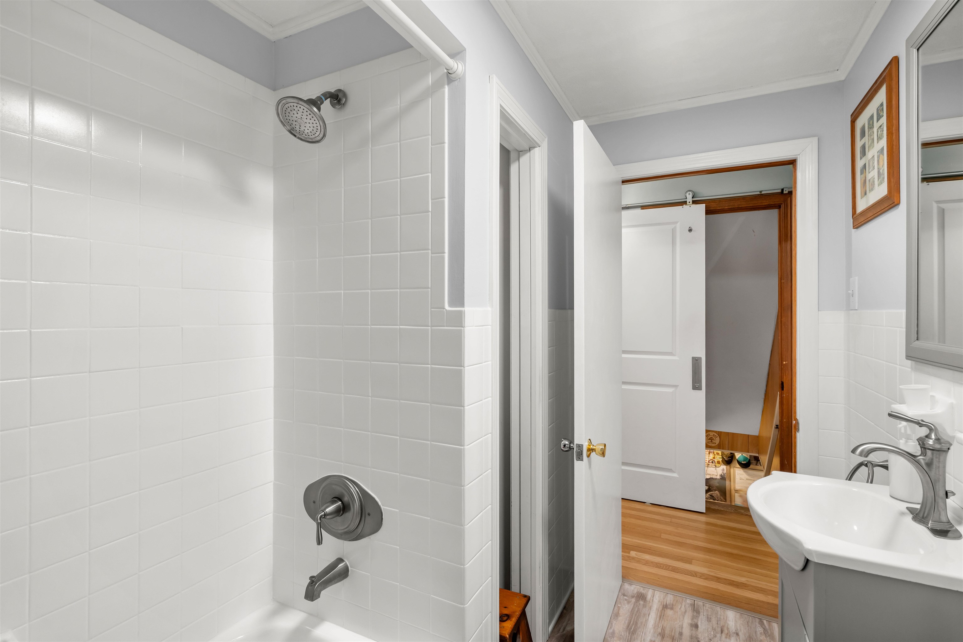 1 Lisa St, Windham, NH 03087